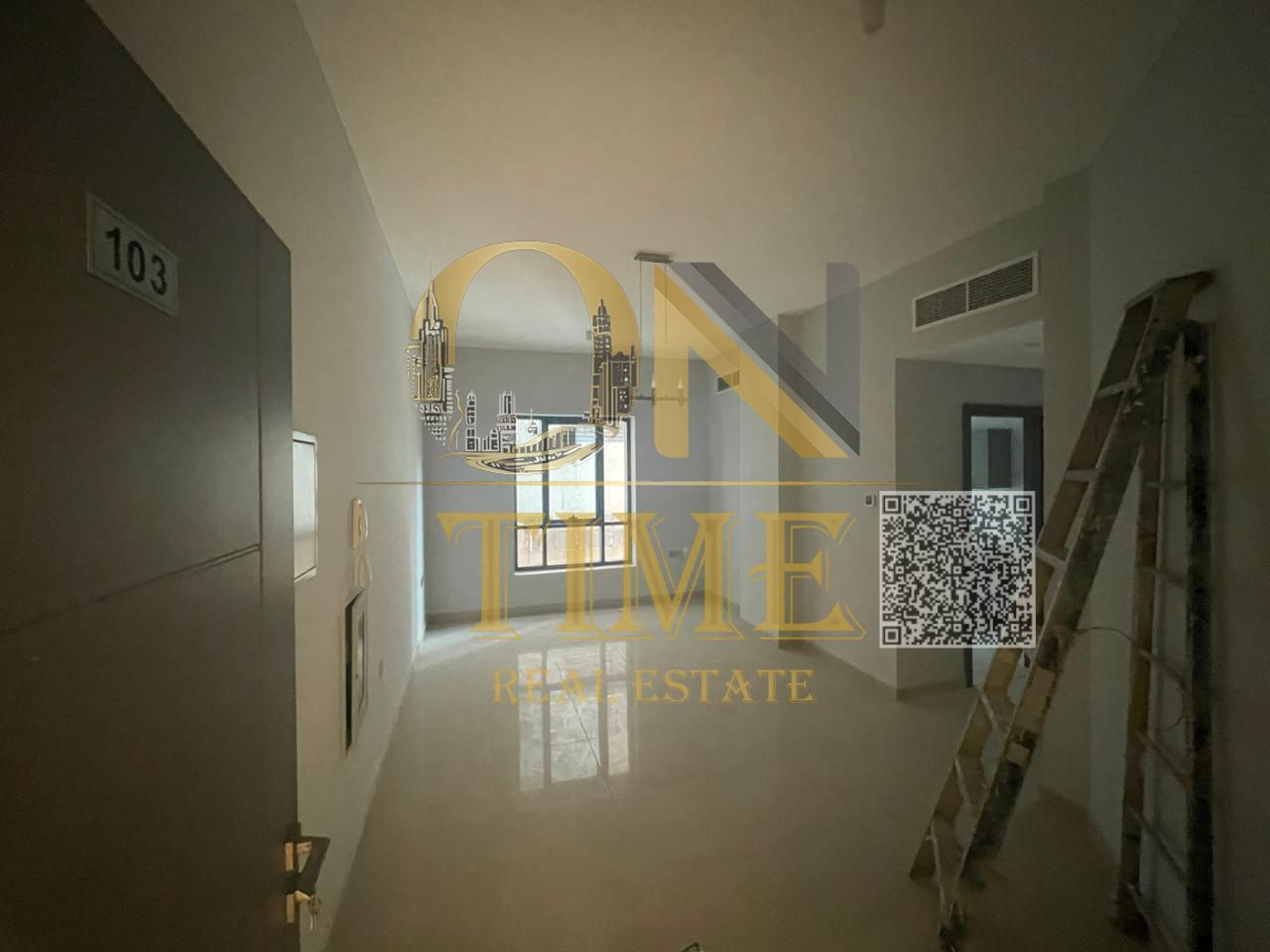 First occupancy | Central air conditioning | Dirt parking | Excellent location