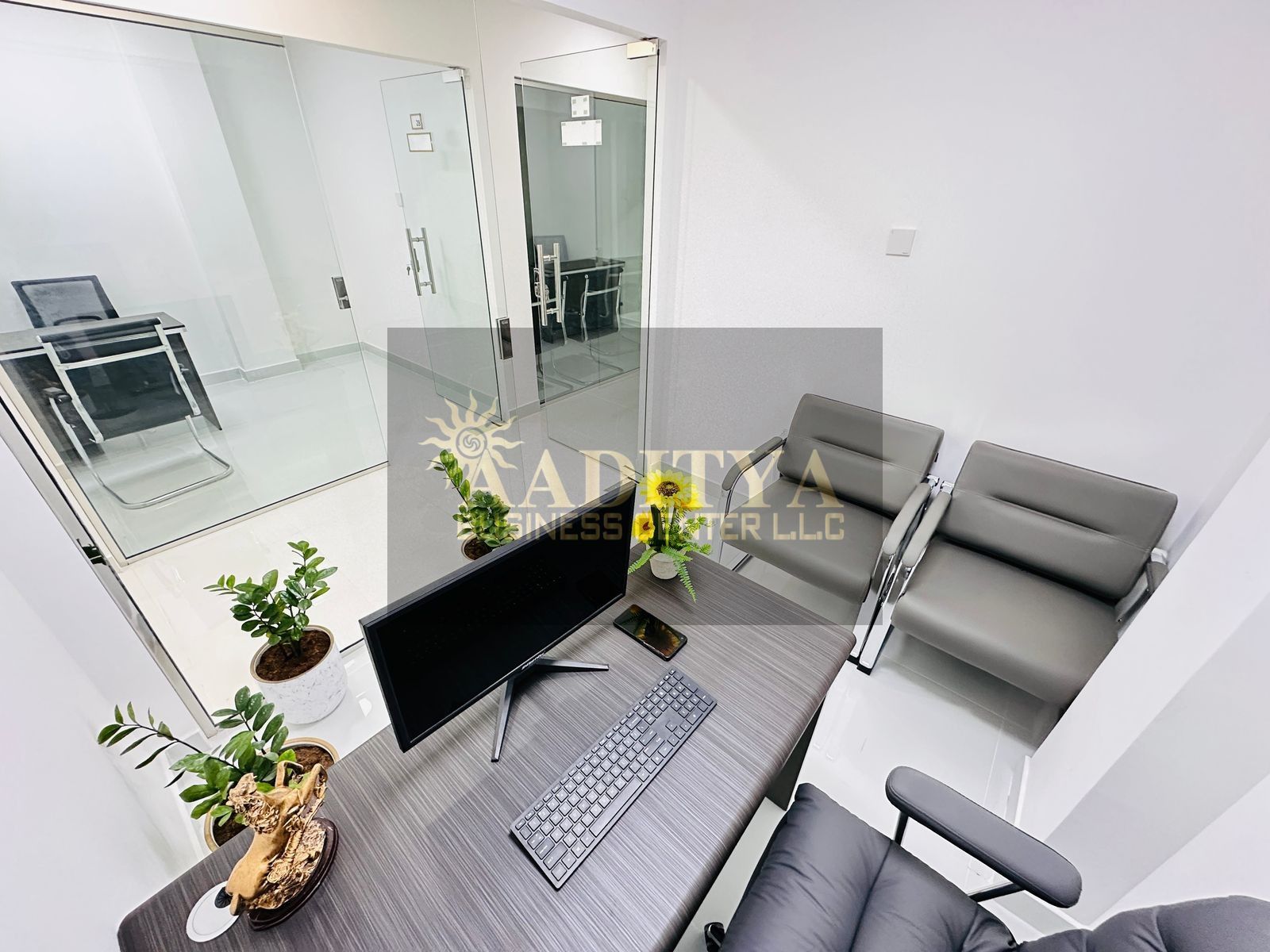 Beautiful Office |direct from Owner |⁠near to Public Transport