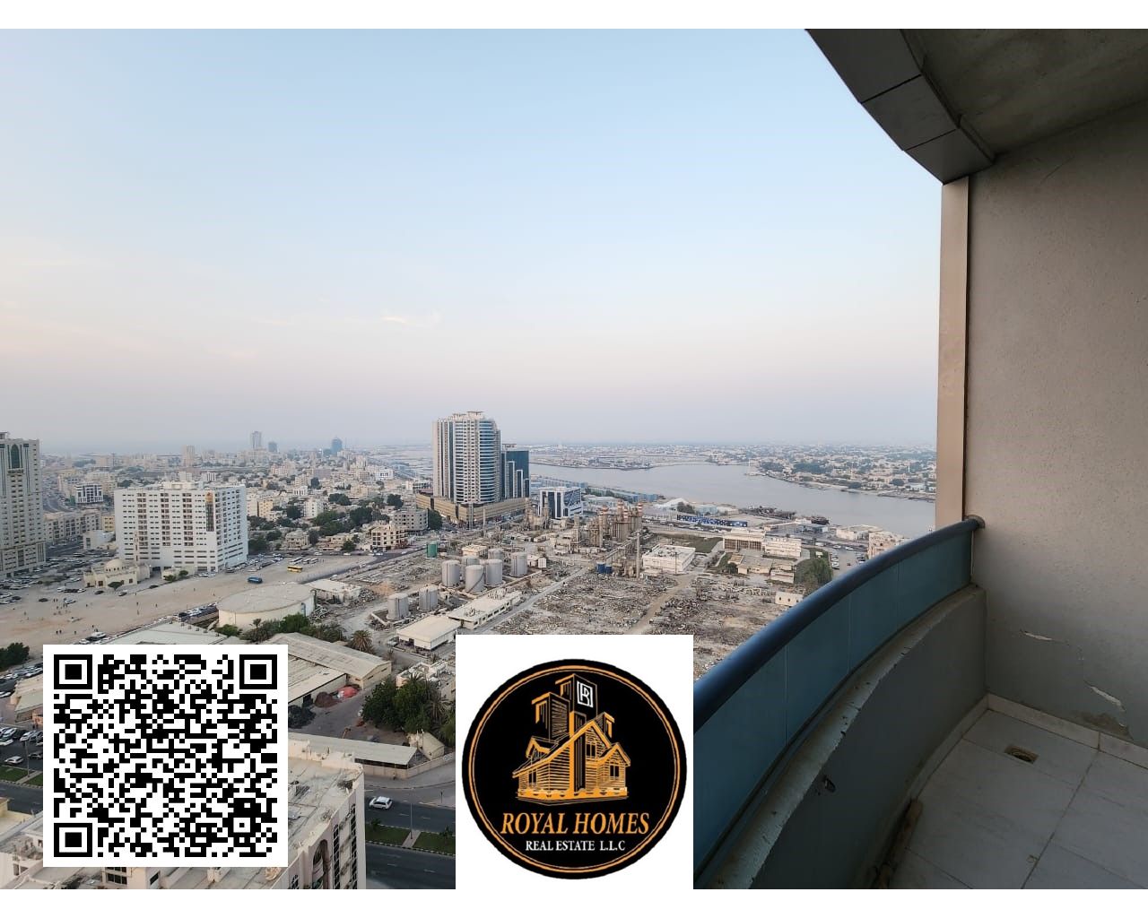 Sea View Empty!! With Parking!!Spacious 3bhk Closed Kitchen Available For Sale in Falcon Towers