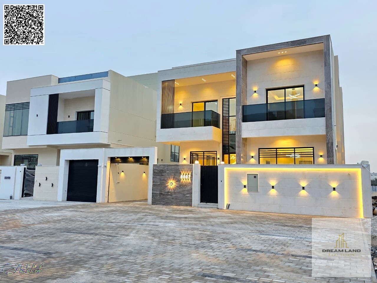 Villa for sale in a prime location on the main street - excellent finishing - large building area - spacious yard - freehold ownership for all nationa
