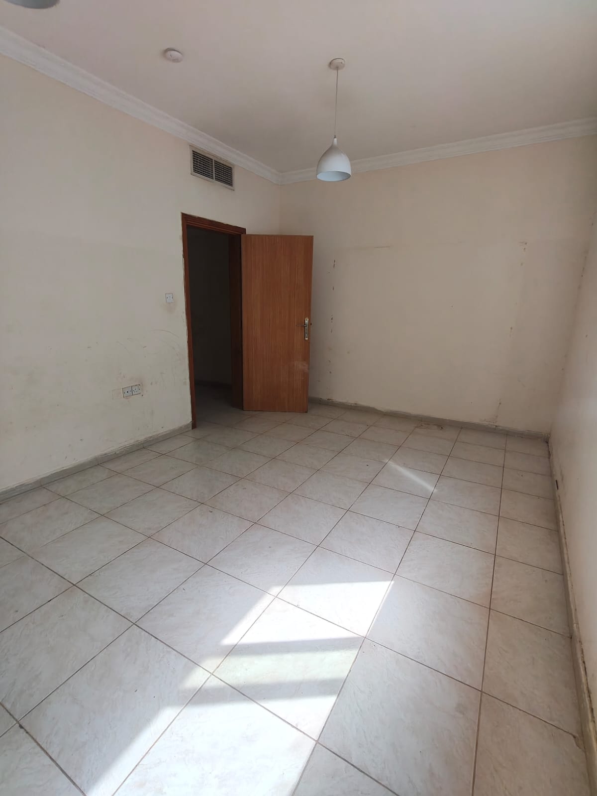 1BHK with Balcony for Rent in Al Qulayaa
