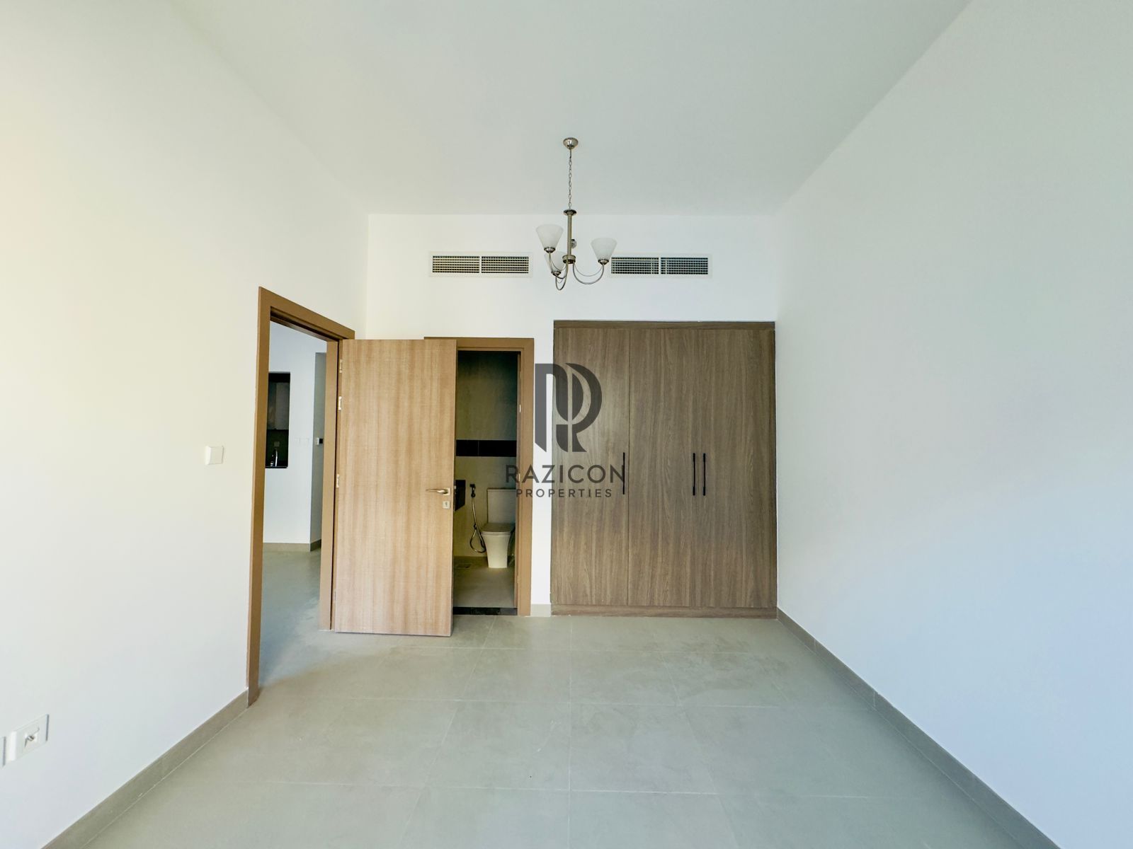 In 6 Cheques | Modern & Spacious Ready To Move Apartments