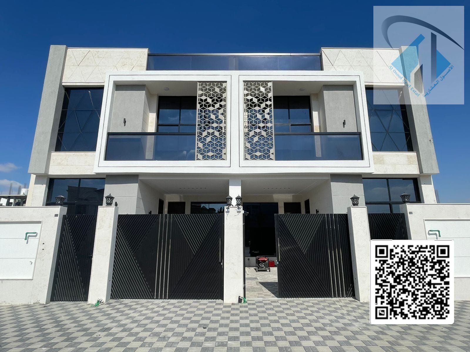 Stunning townhouse for sale now, 5 master bedrooms with built-in wardrobes, registration fees included and negotiable, in a prestigious area of Al Y