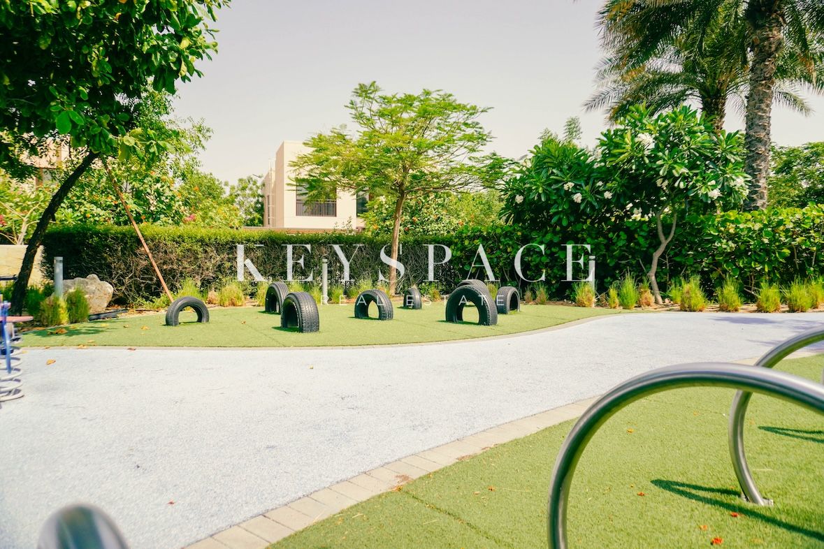 Modern Designer Villa in a Secure Community | Sophisticated Finishes | Resale