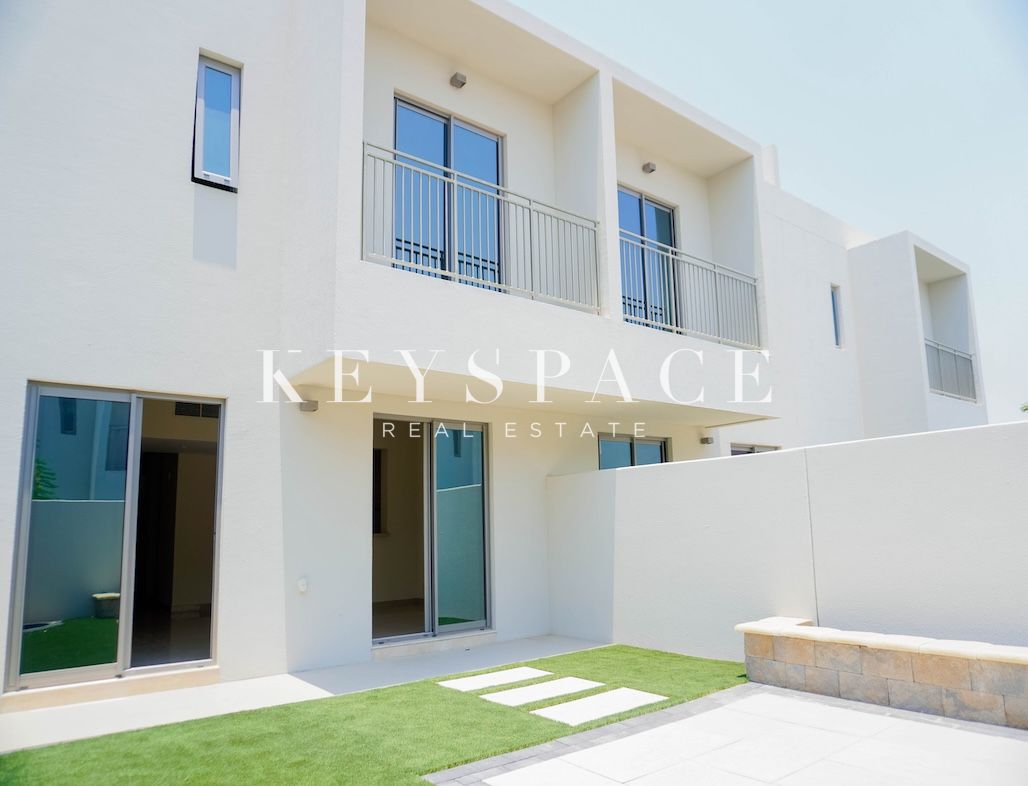 Fully Furnished Luxury Villa | Prime Location | Resale