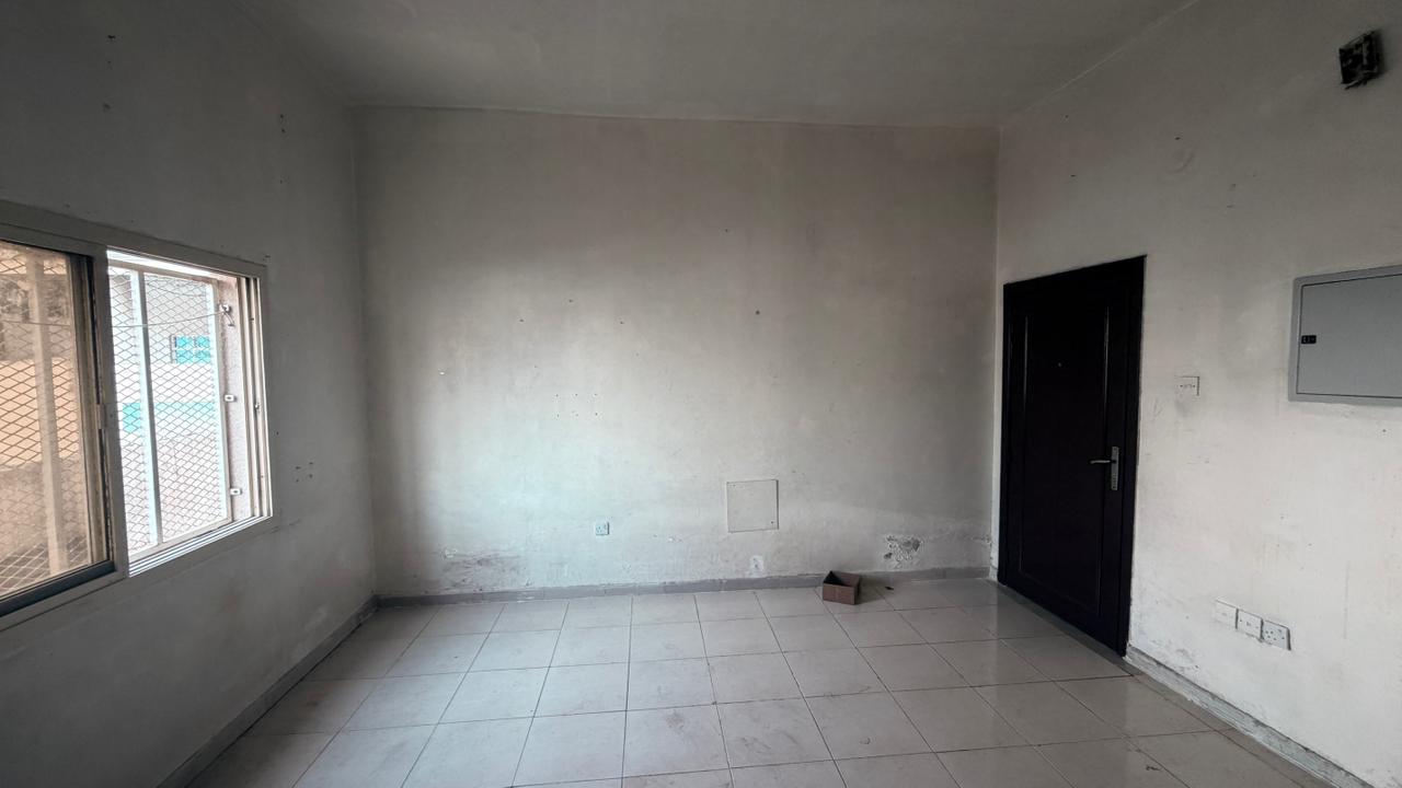 Studio apartment for annual rent in Ajman at a bargain price in Al Nuaimiya Near Kuwait Street and Afghan Kebab Clean