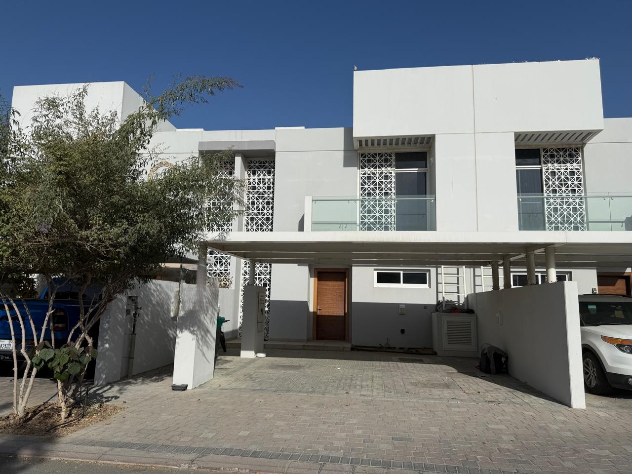 Single Row | Type A | 3BR + Maid | Vacant