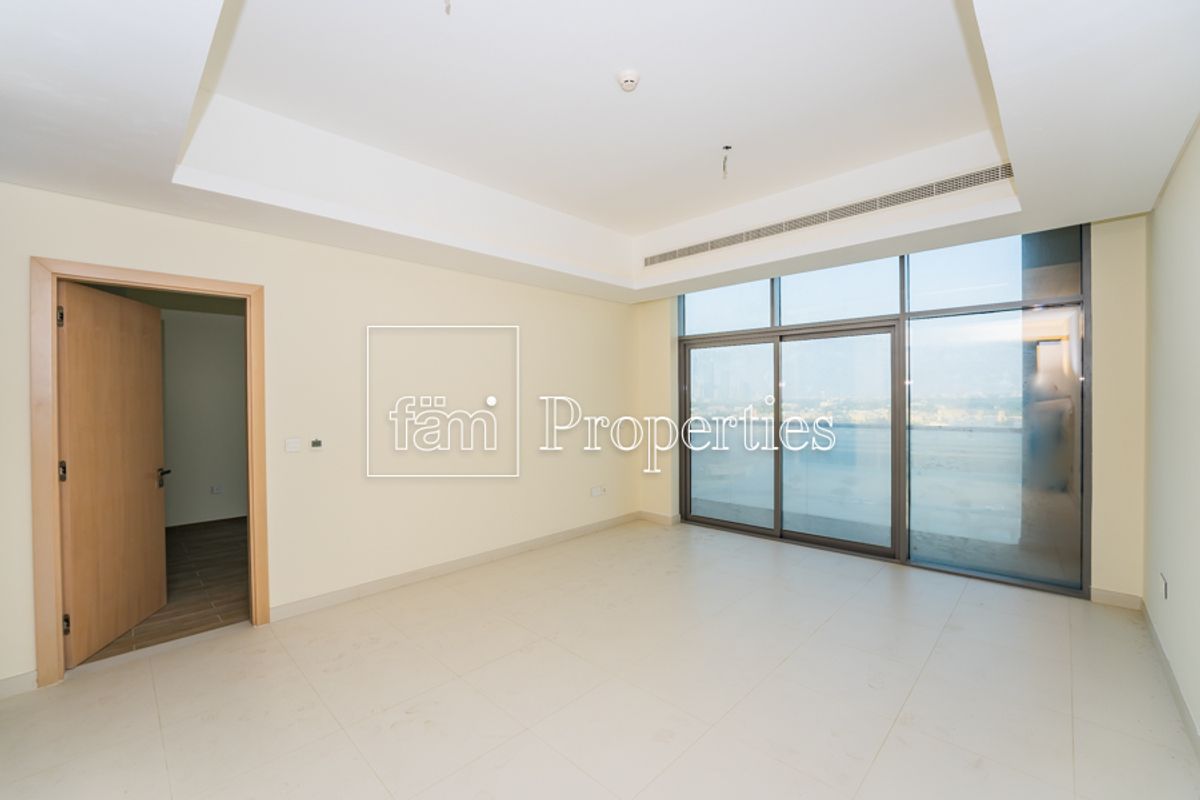 Big Layout | Furnished | 5 Min Walking DXB Mall