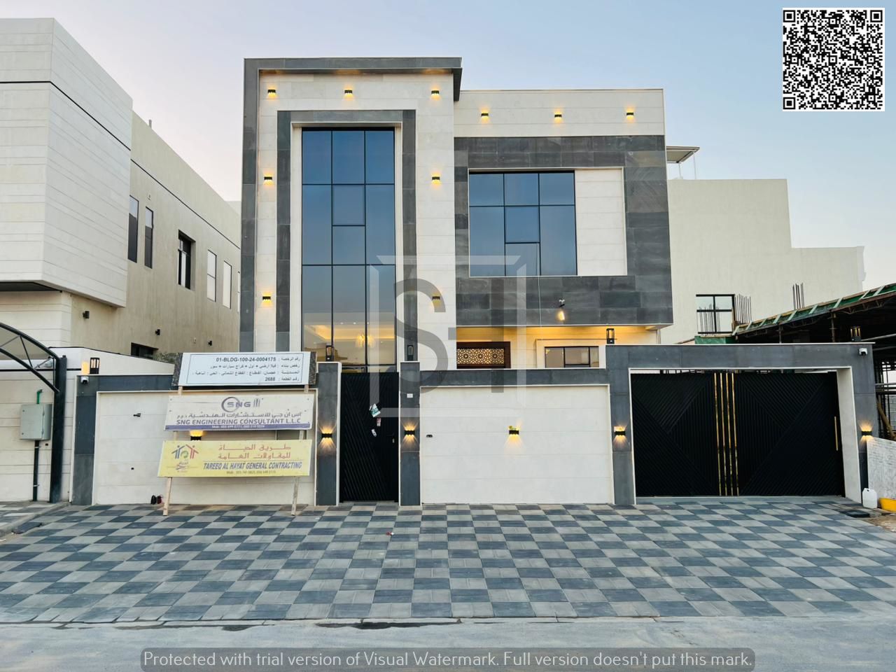 Villa for sale in a prime location opposite services and Sheikh Mohammed Bin Zayed Road.