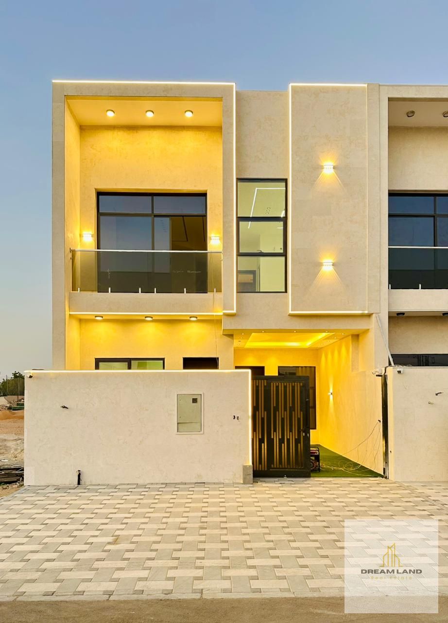 Luxury townhouse in Al-Haliou 2, ready to move in immediately, 4 bedrooms