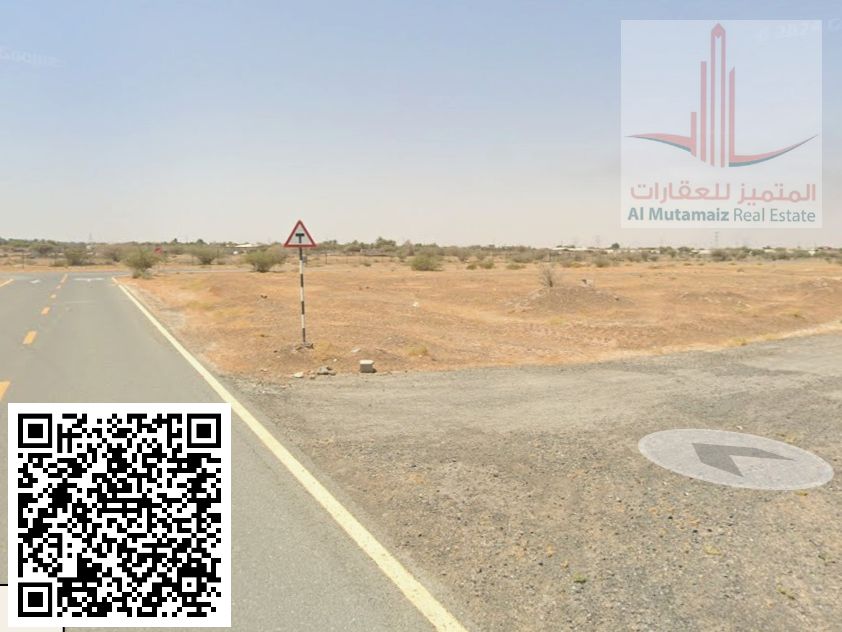 Land for sale in Manama, 8 residential/commercial zone, excellent location, corner plot on two streets. . .