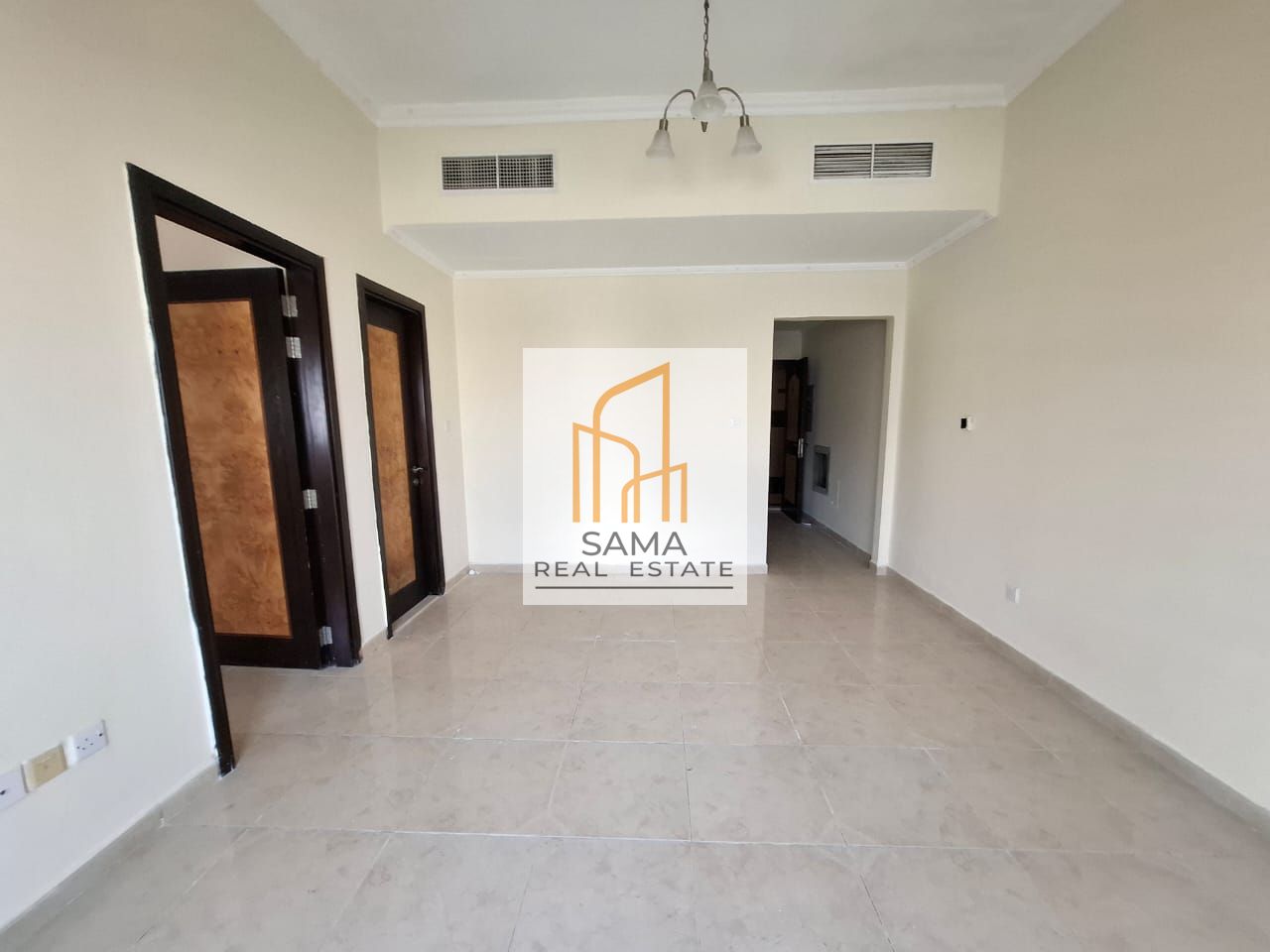 Family home 1 bedroom hall only 37k with car parking