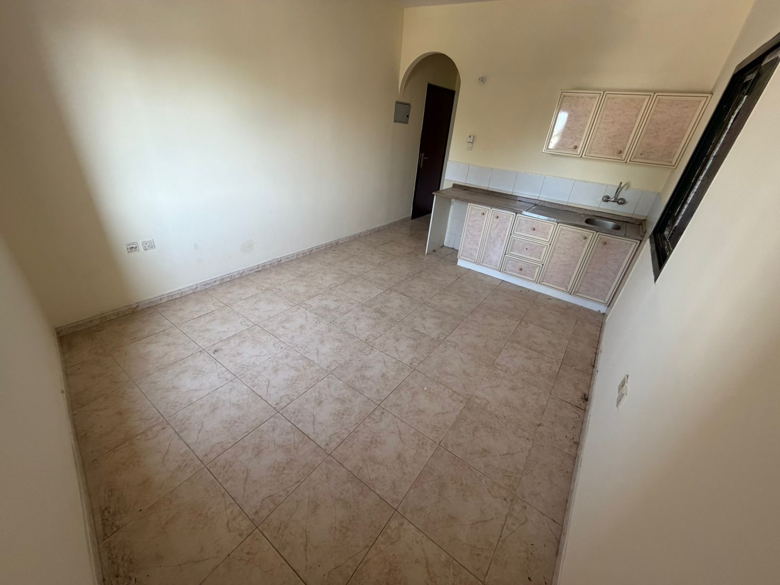 Spacious studio apartment at a very reasonable price – AED 16,000 per year – Al Rashidiya, Ajman