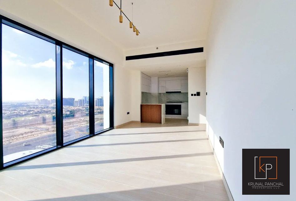 HIGH FLOOR | LUXURY FINISHING | GOLF VIEW