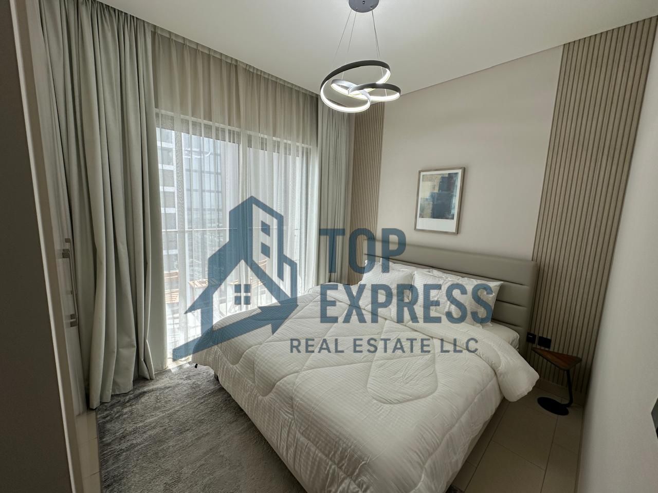 FULLY-FURNISHED | STUNNING BURJ KHALIFA & DOWNTOWN VIEW | POOL VIEW | PREMIUM QUALITY FURNISHINGS|| RENTED