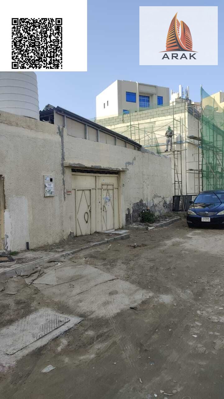 For sale directly from the owner, an Arabic house located in Al Rashidiya