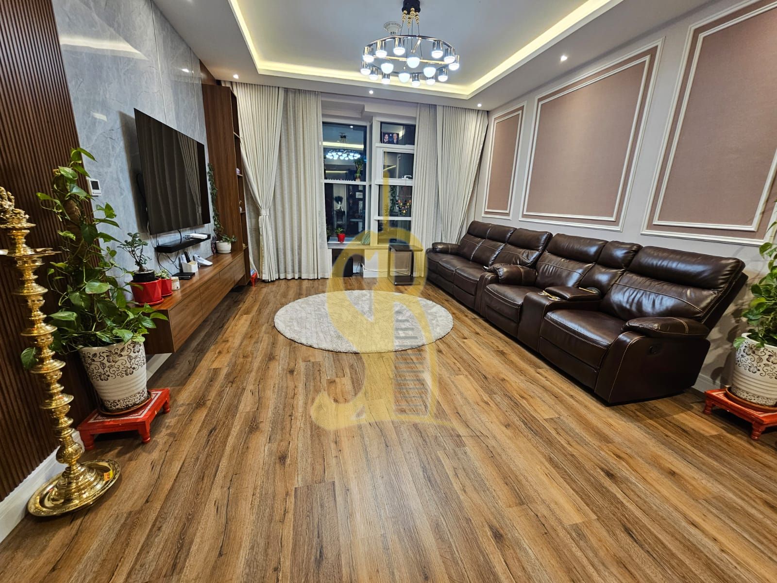 3 Bhk Apartment For Rent | With Balcony | Luxury Modern Flooring