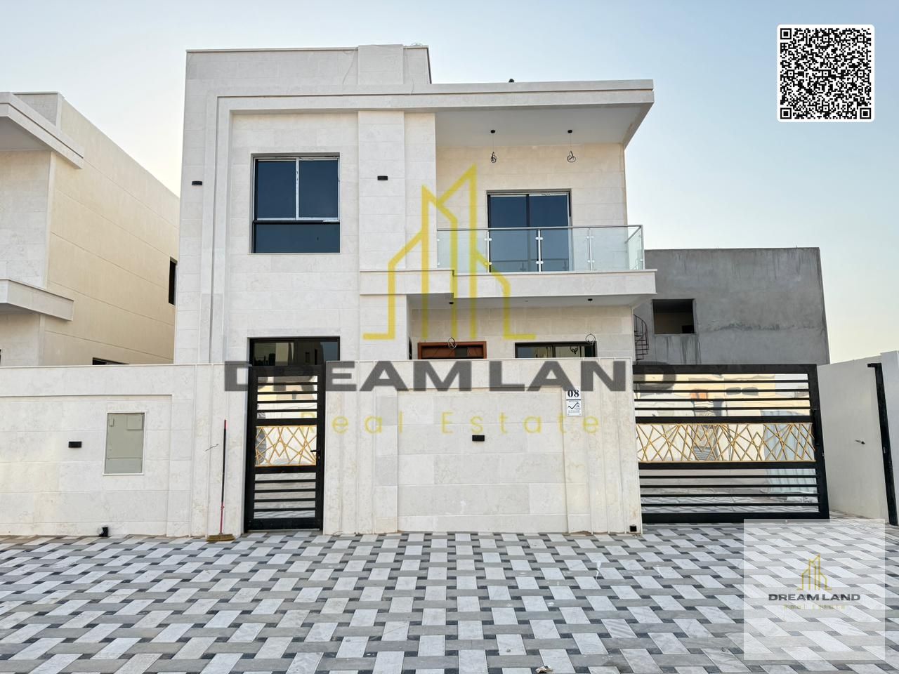 A uniquely designed villa, including registration and ownership fees, near the mosque. Ground and first floors.