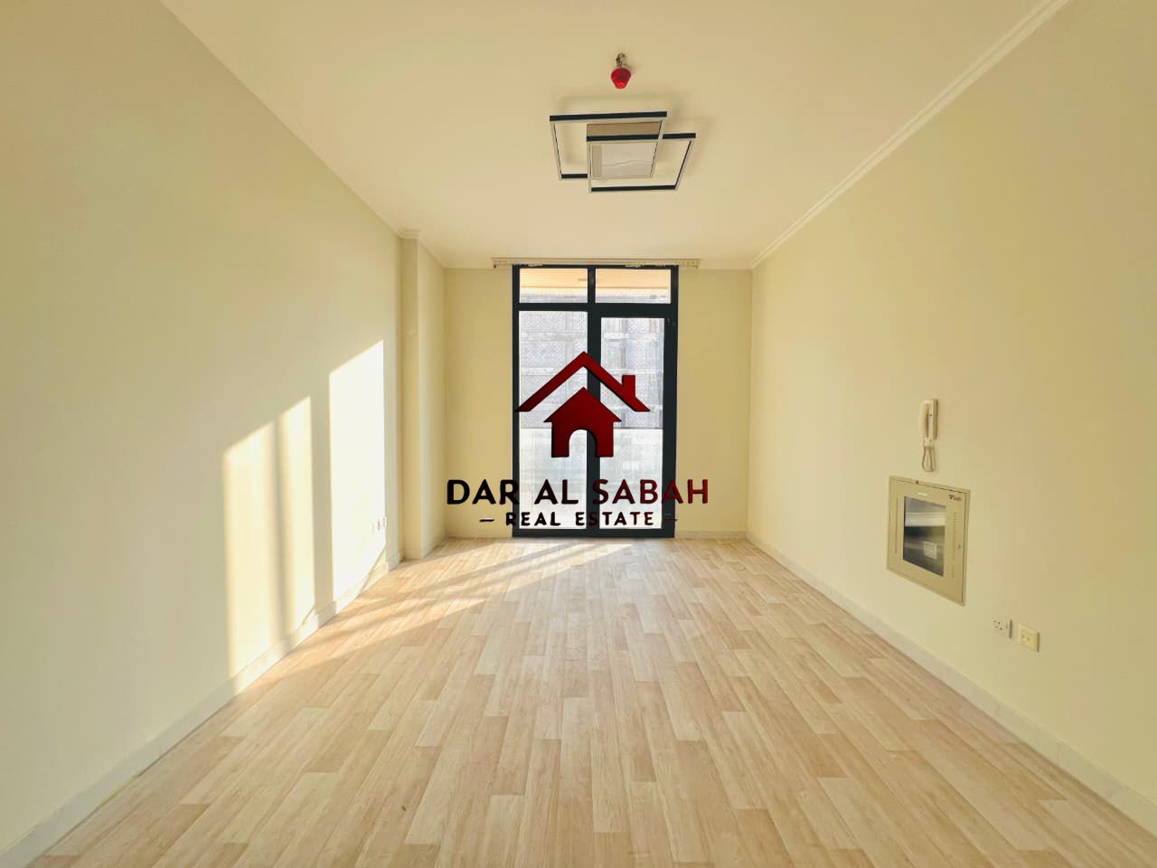 Brand New/ deposit only Cheque/ one month free/ ready to move