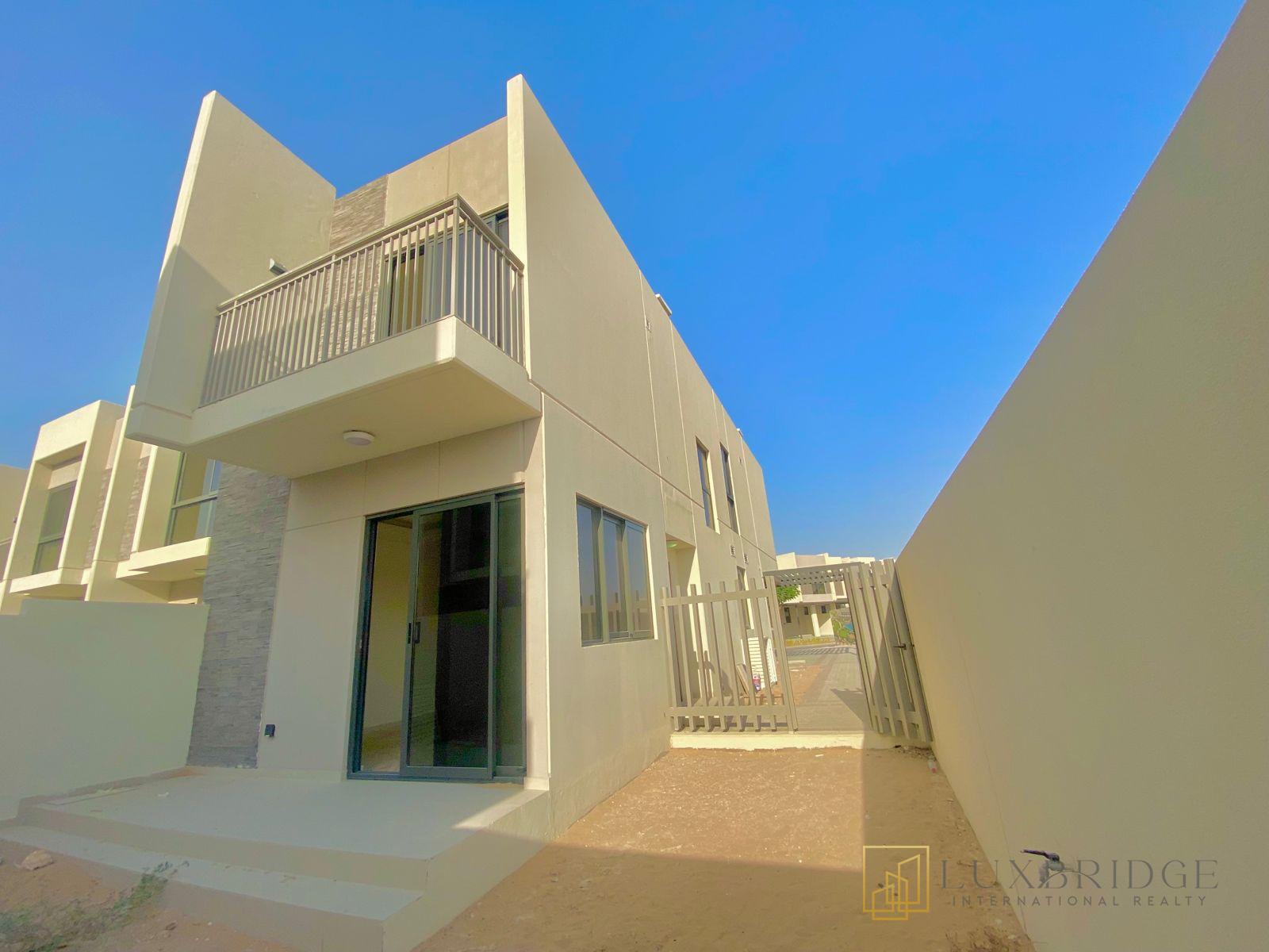 Rare Corner Villa | Big Plot | Vacant Soon