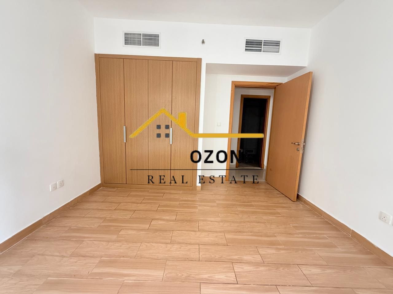 Hot Offer Like Brand New LUXURY 2BHK With Balcony and Wardrobe