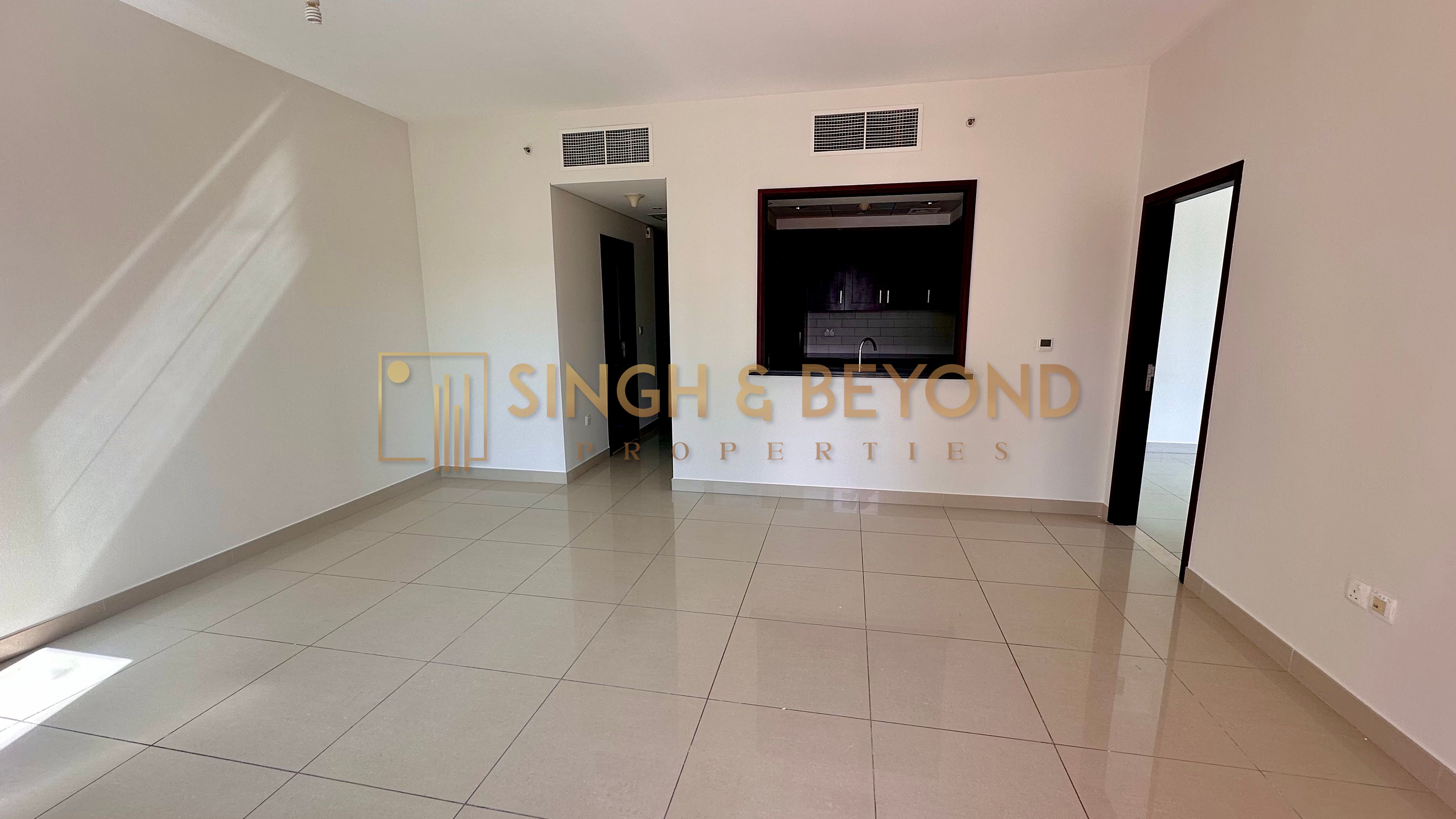 Chiller Free | Spacious Unit | Multiple Cheques