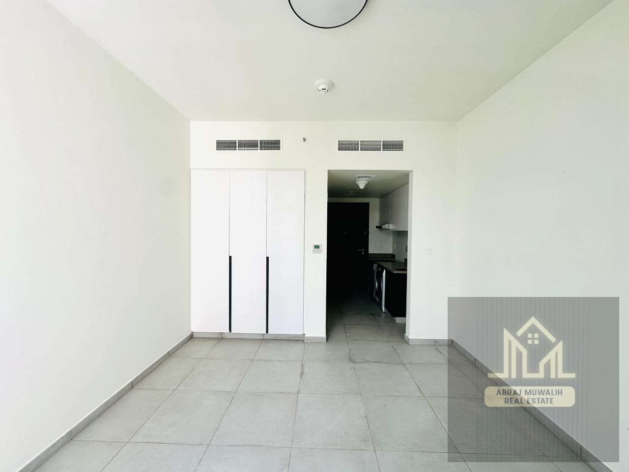 BRAND NEW STUDIO APARTMENT ///// RENT 37K //////WITH COVERD PARKING WITH GYM pool in Al Jada