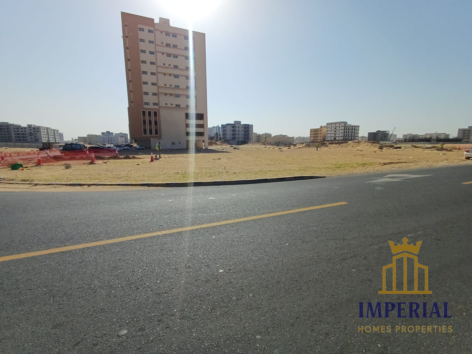 Residential/commercial corner plot on two streets in Al-Jarf Industrial Area 3 (G+8), freehold ownership