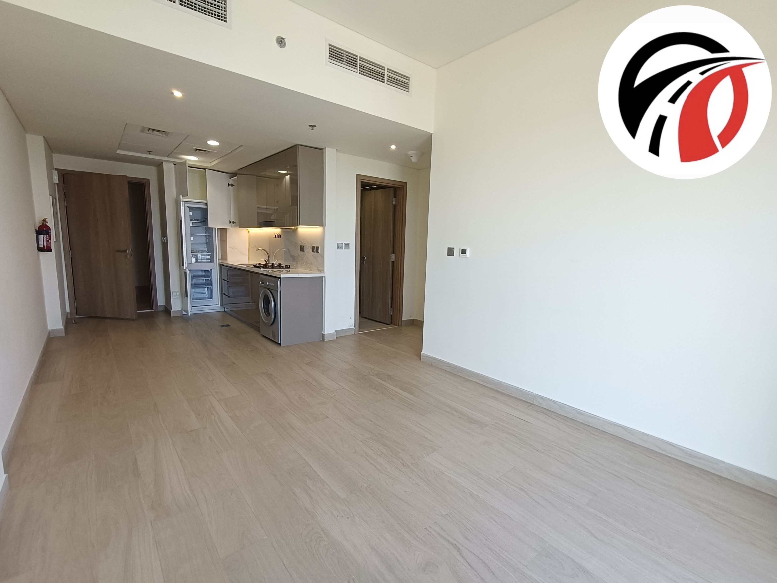 Specious and Stunning 1 bedroom Chiller Free