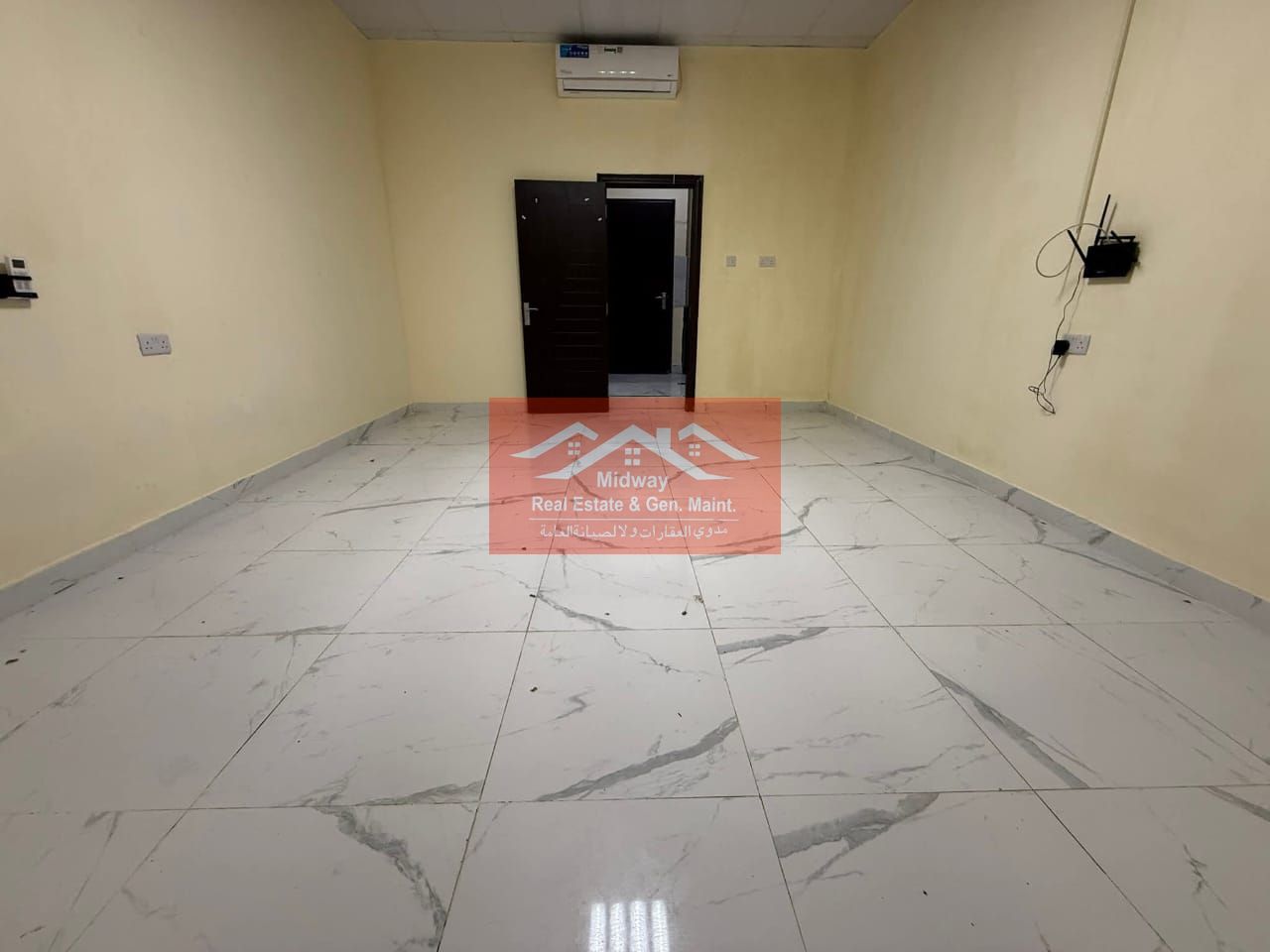 SPECIOUS STUDIO AVAILABLE 2850 PRICE SAPRATE KITCHEN VIP FINISHING SAPRATE WASHROOM OPPOSITE LULU MARKET MBZ