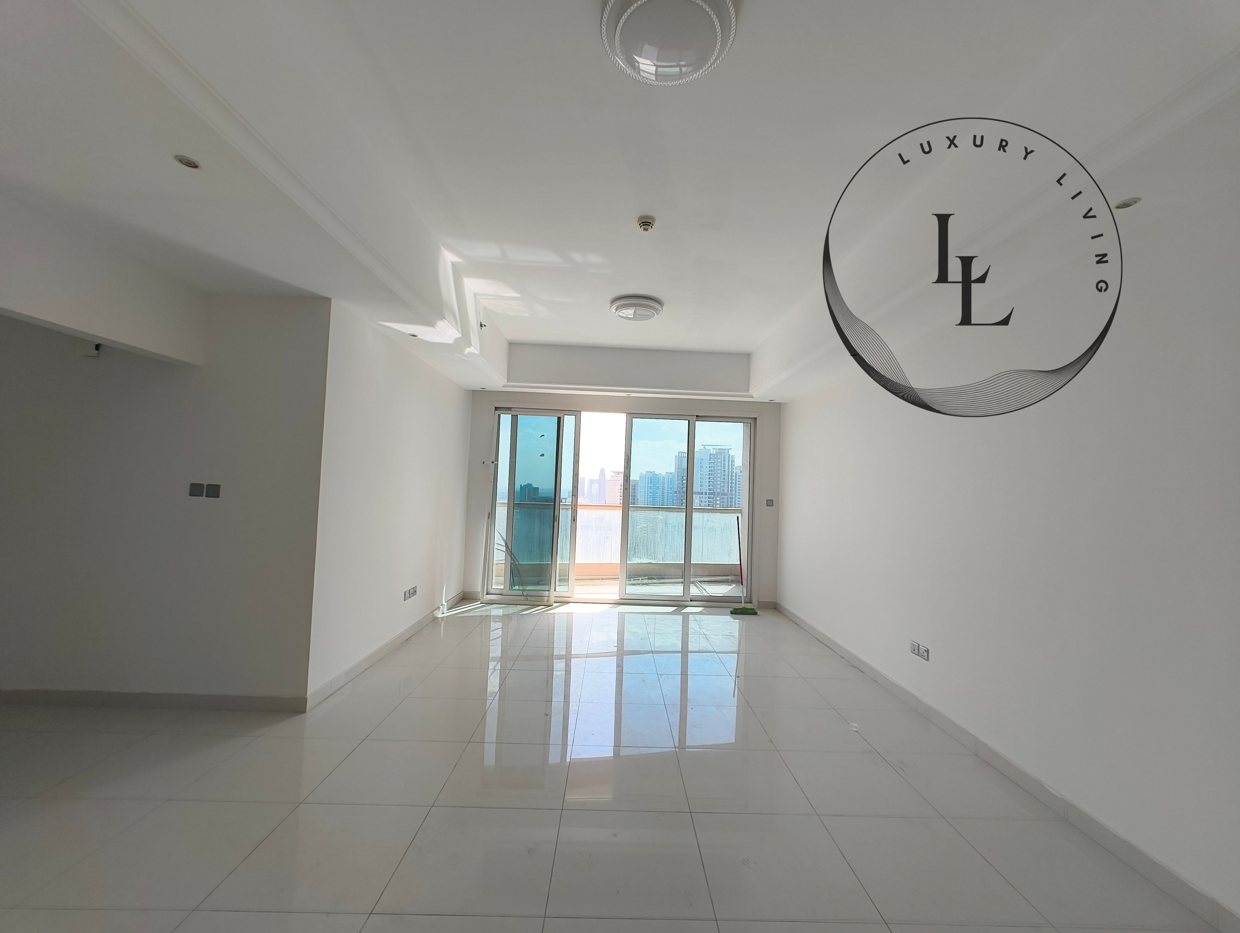 Beautiful and luxury 2bhk Sea view apartment in 77k. Chiller gym pool parking