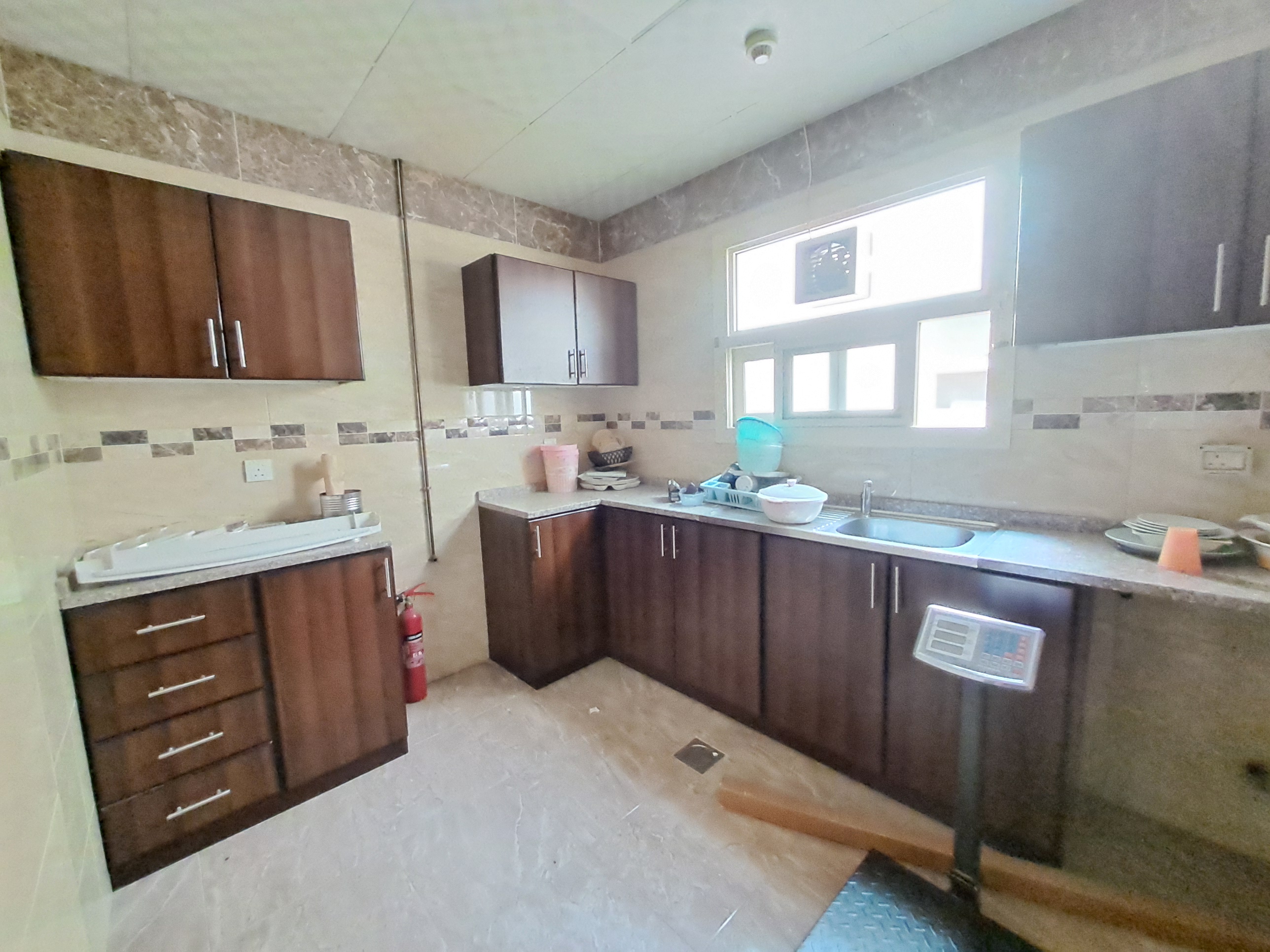 Amazing offer 1bhk just in 34k ready to move only for family
