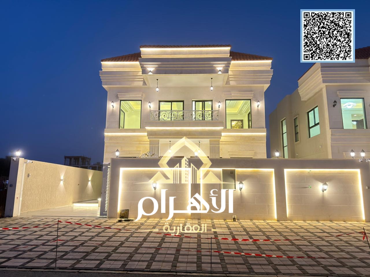 Villa for sale in Ajman at a bargain price, all fees included. Excellent location. Freehold ownership for life for all nationalities with bank financi