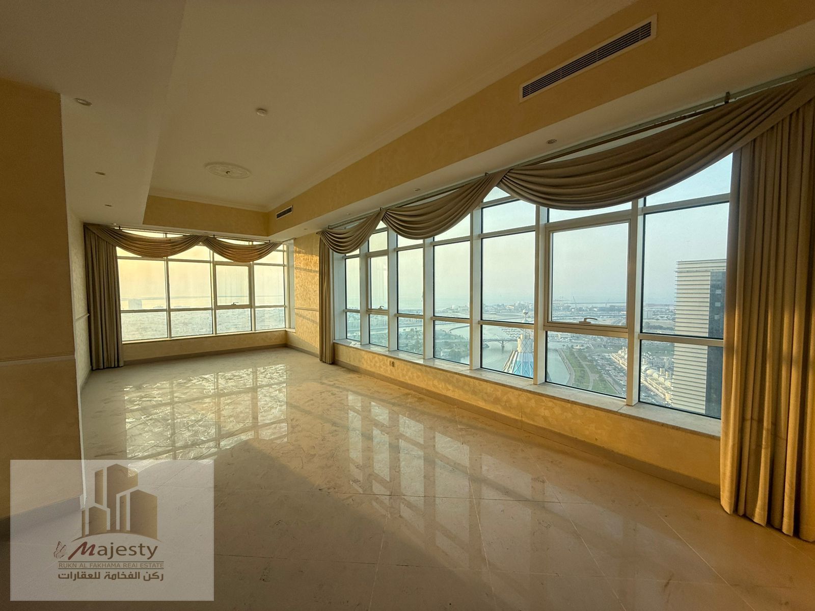 Luxury penthouse for sale with a stunning panoramic view fully open to Khalid Lake, 4,700 sq ft, with 2 balconies offering the same view
