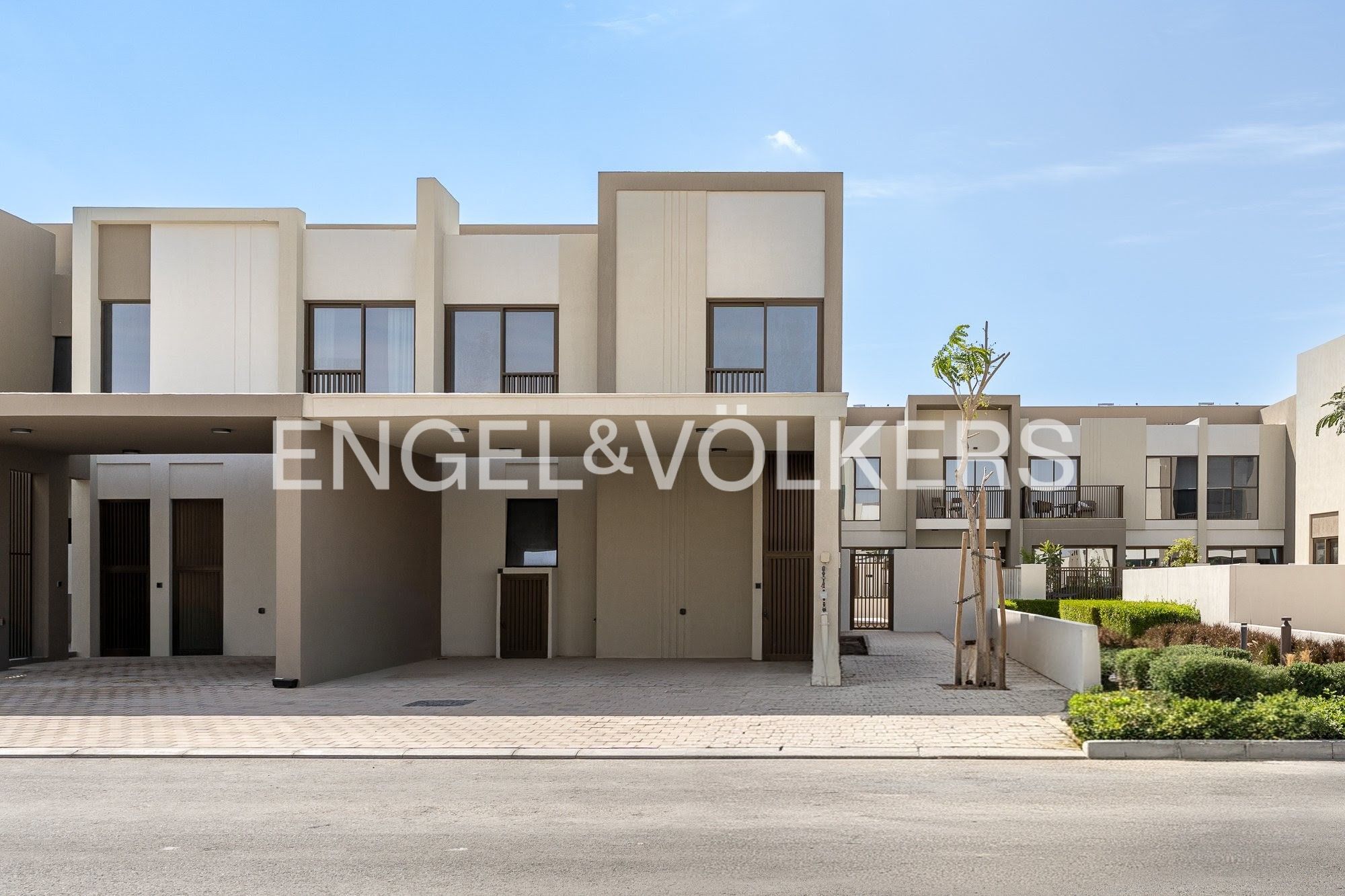 End Unit | Brand New | Close To Amenities