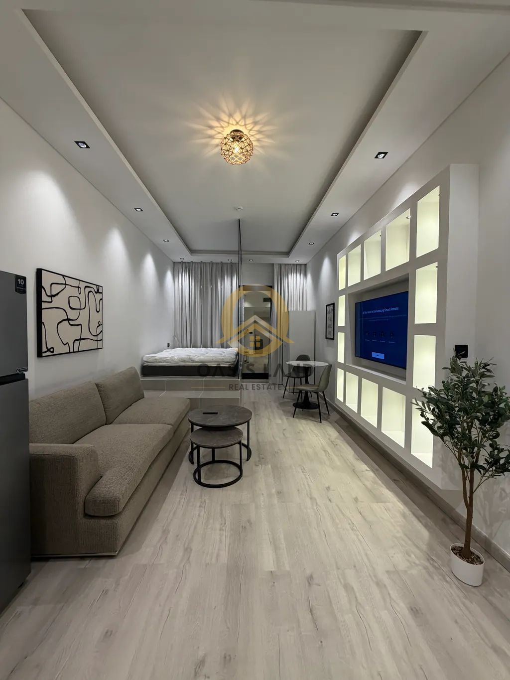 Hanover Square | Luxury Apartments | Prime Location
