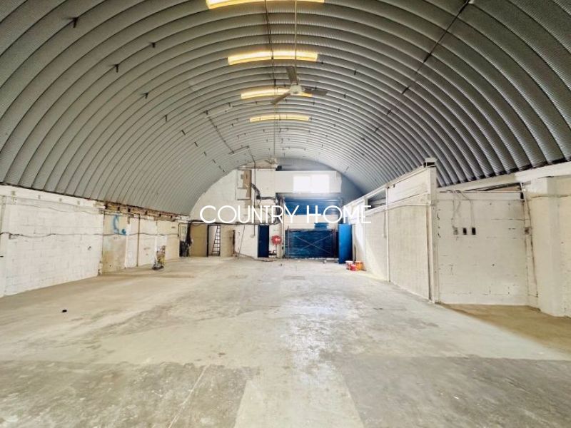 Spacious Warehouse | Prime Location