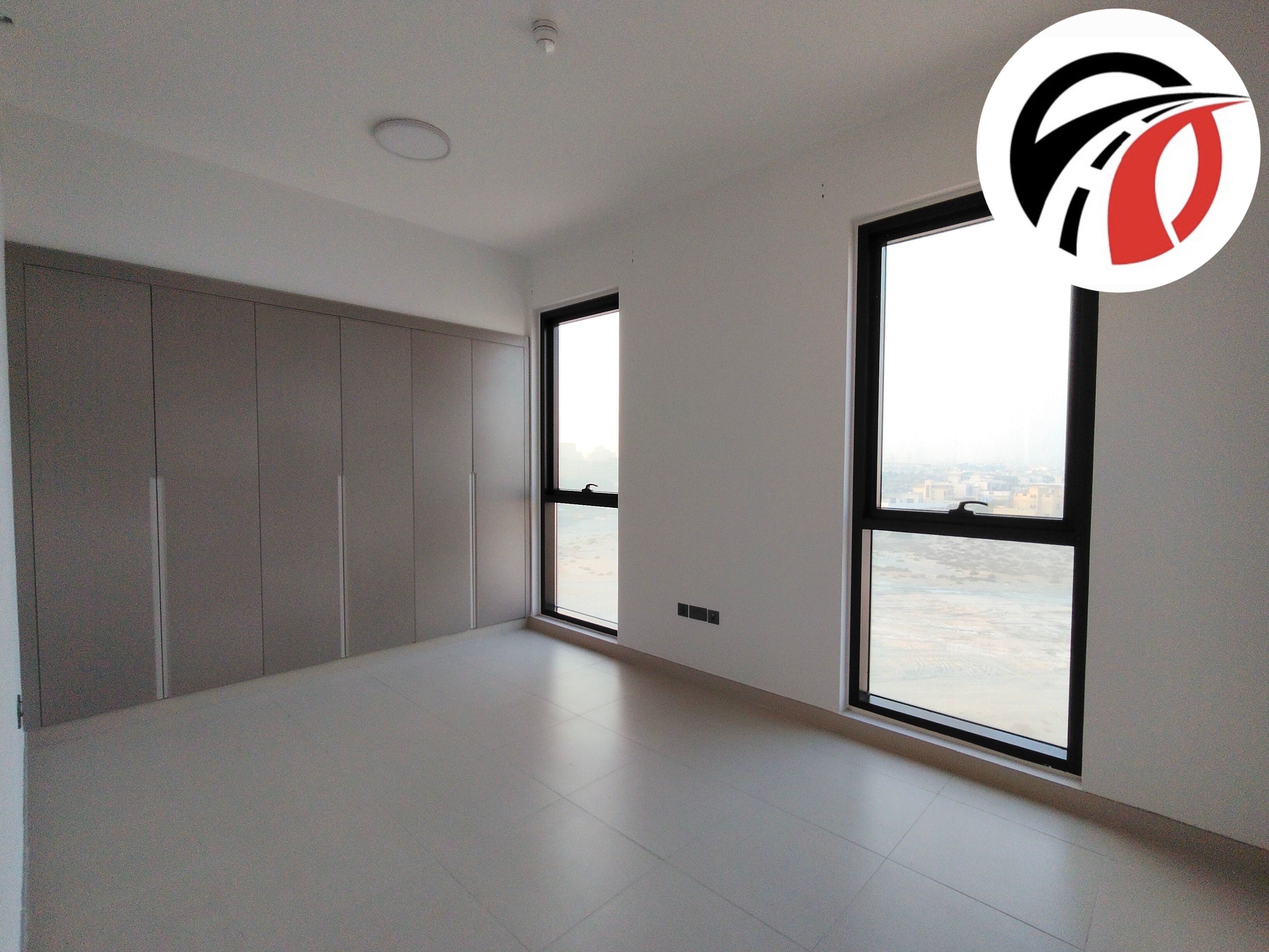 Brand new 3bhk with closed kitchen/ prime location/ arjan