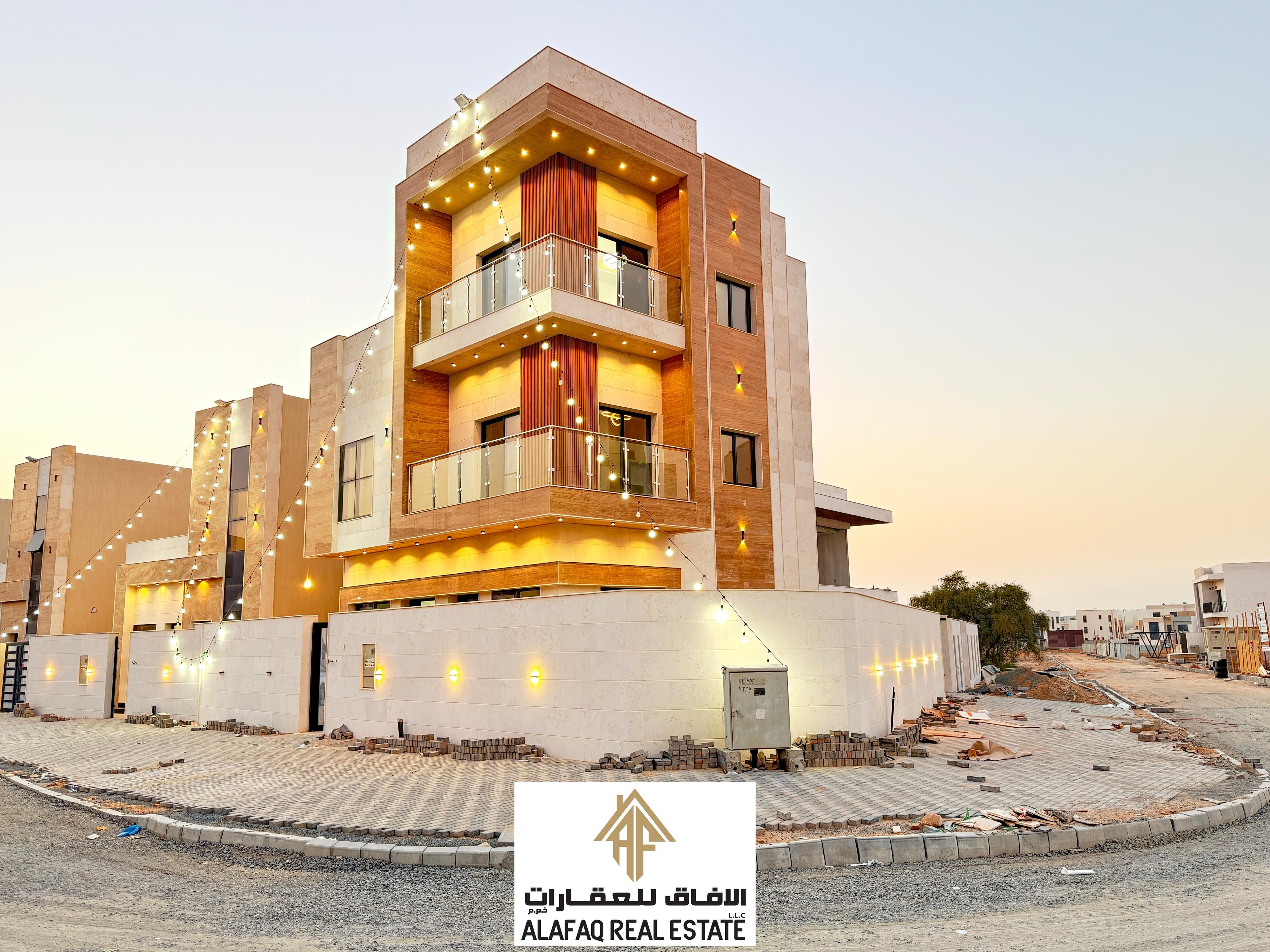 5-bedroom villa with majlis and living room for sale in Al-Haliu 1, including registration fees