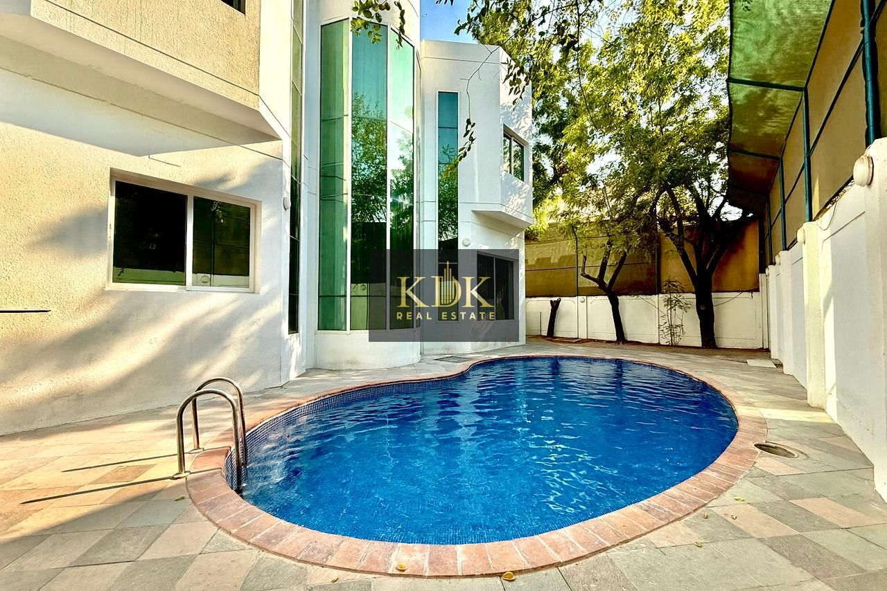 5 Bed | Best Ammenities | Spacious