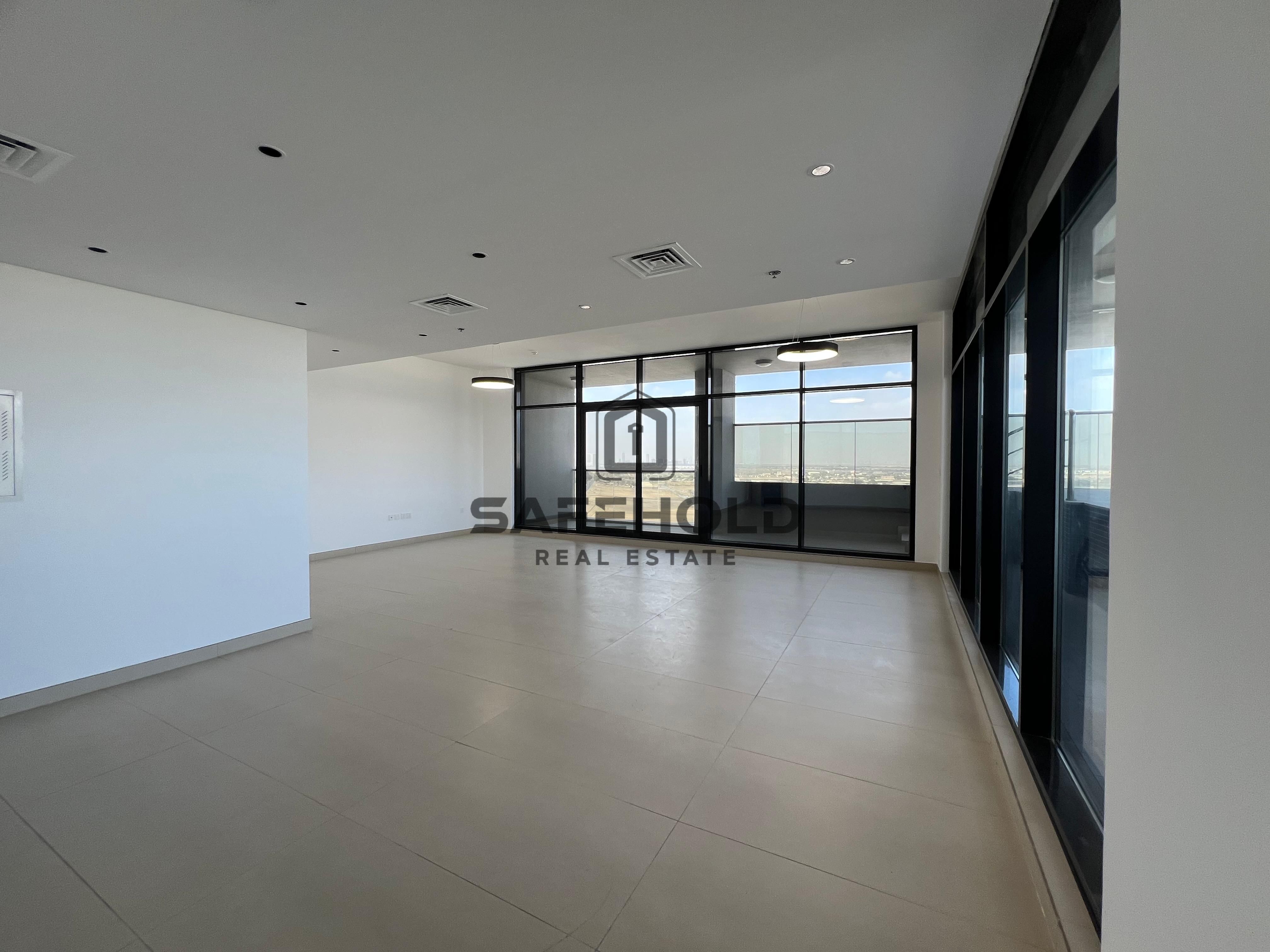 3BHK with Private Pool | Urgently Rent | Maid Room | Prime Location