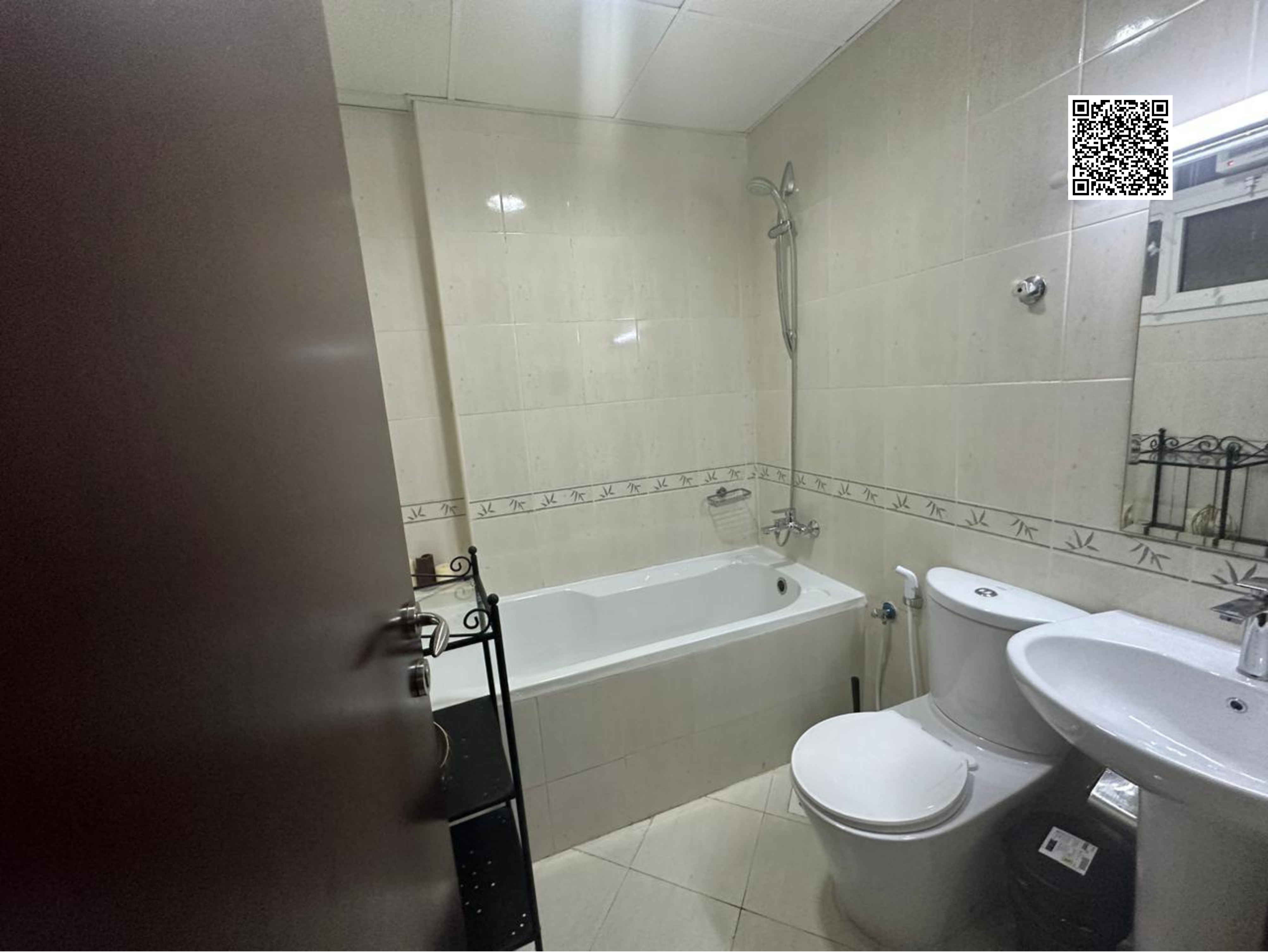 2BHK - Monthly Rent Easy Access to Major Highways