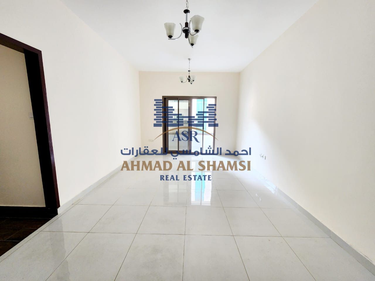 Specious 2 bhk apartment || 12 cheques payment + with parking + Balcony + Wardrobe || very prime location