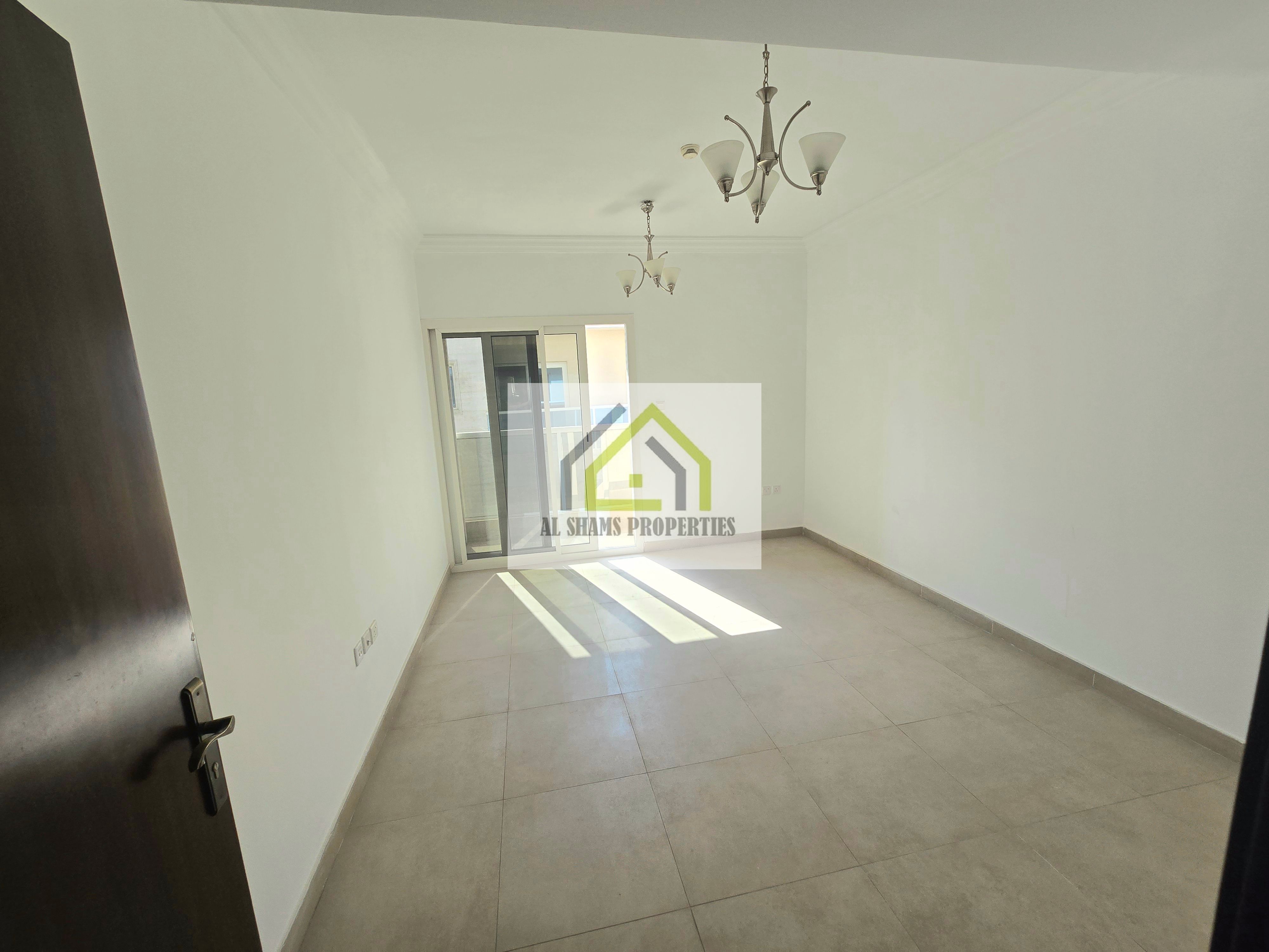 Specious 2BR|Free parking|Easy access|New muwaileh