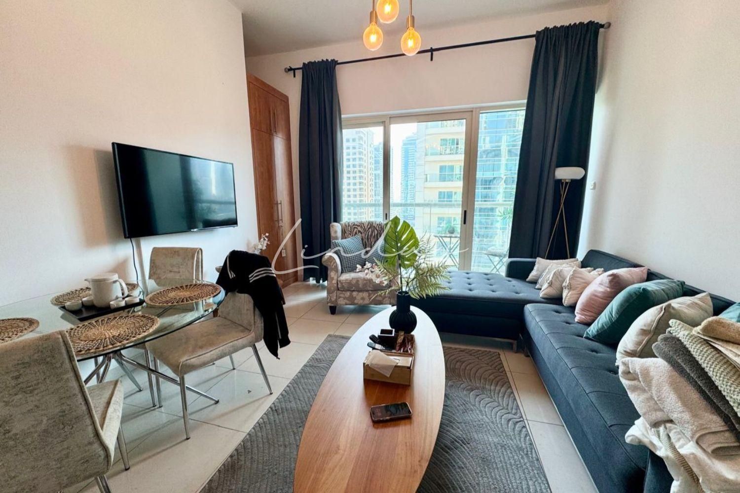 Marina Views | Close to Mall and Metro | Low Rise