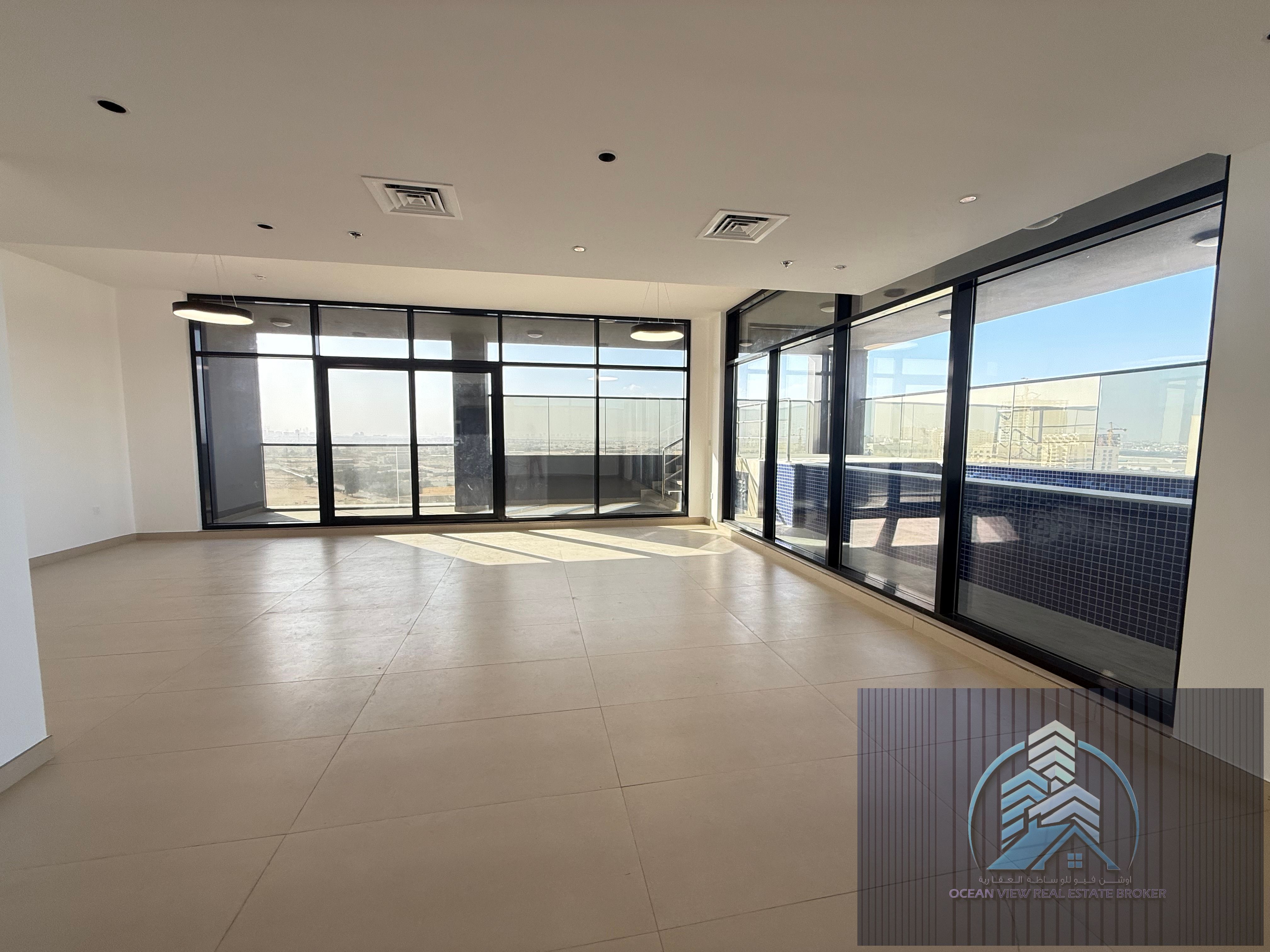 Brand new 3bhk+maid & store room private pool 200k