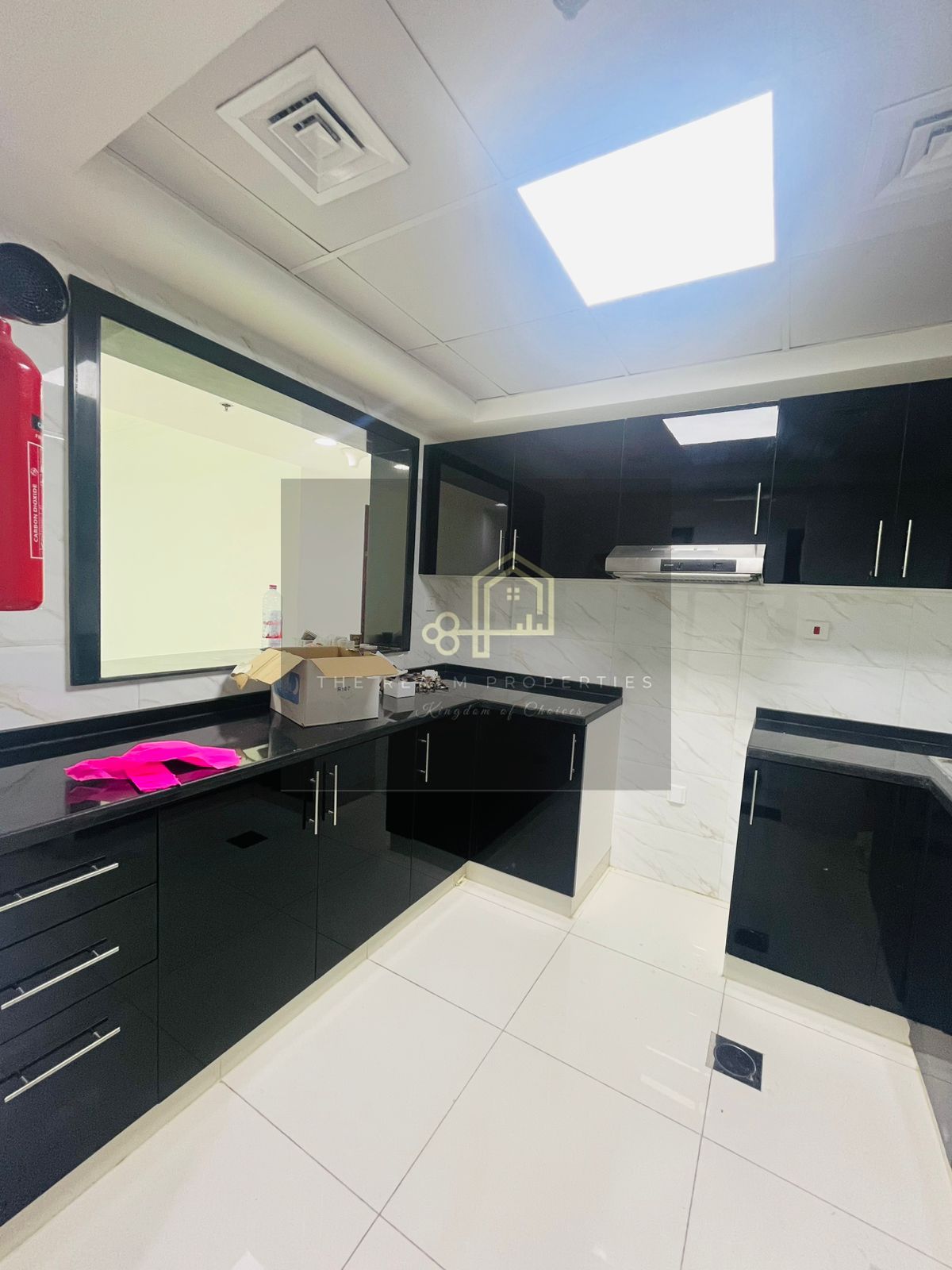 **Deal**Large 2BR with balcony in Business Bay for rent