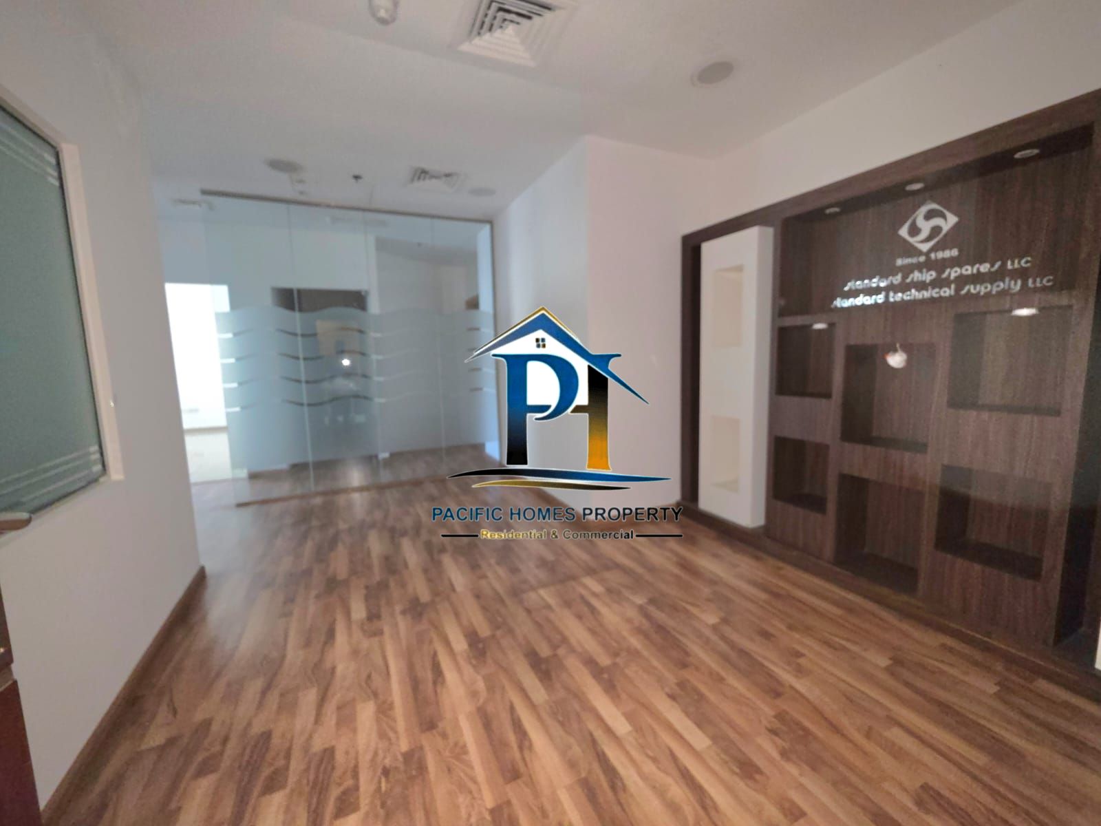 MODERN & SPACIOUS | OFFICE | APARTMENT | PRIME LOCATION | CHILLER FREE & PARKING ONLY 130K