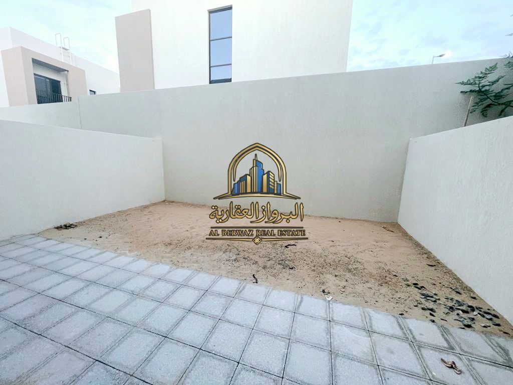 Spacious 3 bedroom for sale just in 1.7M