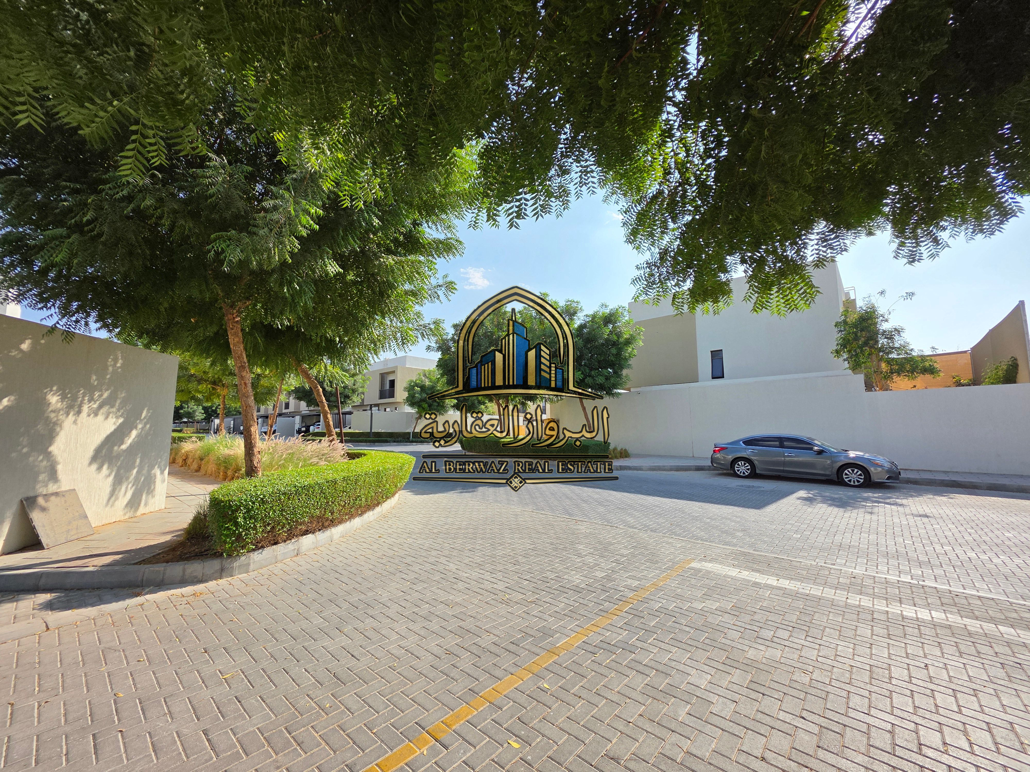 Spacious 3 bedroom with maid room